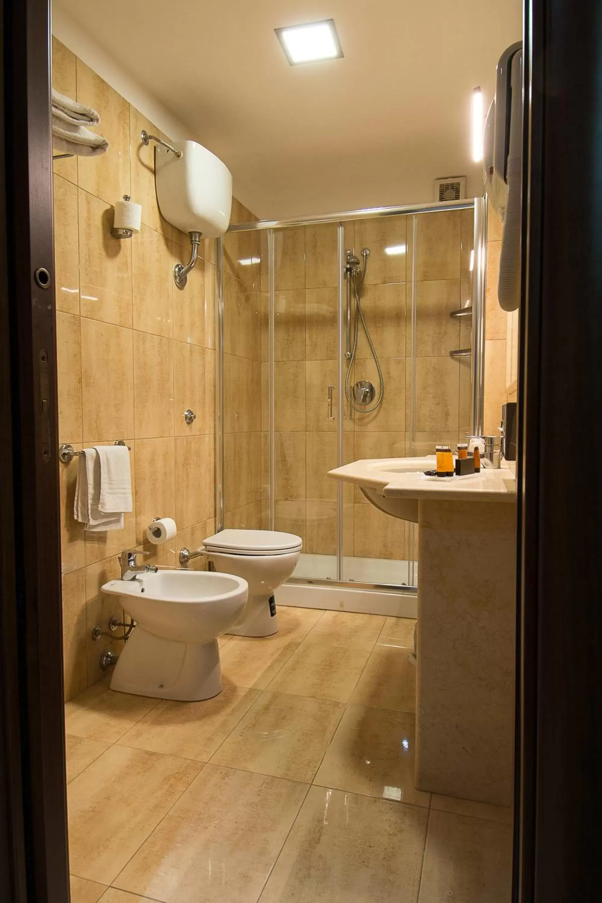 Bathroom in Hotel Della Valle