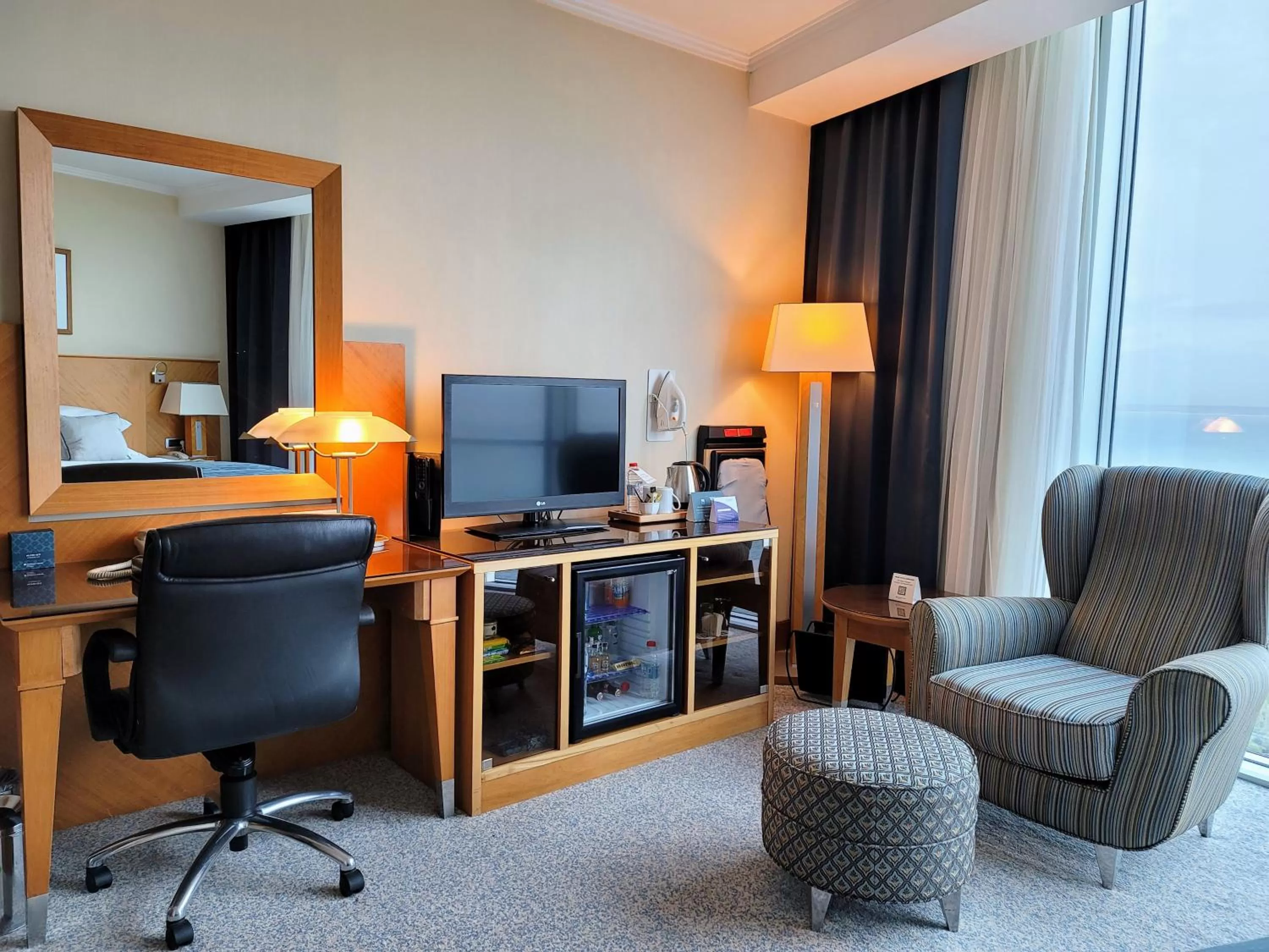 TV and multimedia in Wyndham Grand Izmir Ozdilek Thermal & Spa