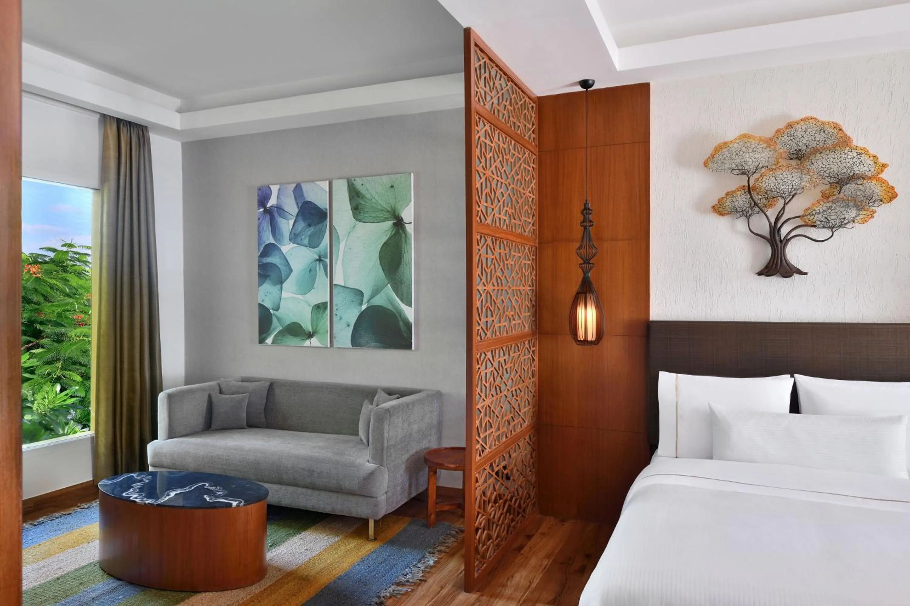 Living room, Bed in The Westin Pushkar Resort & Spa