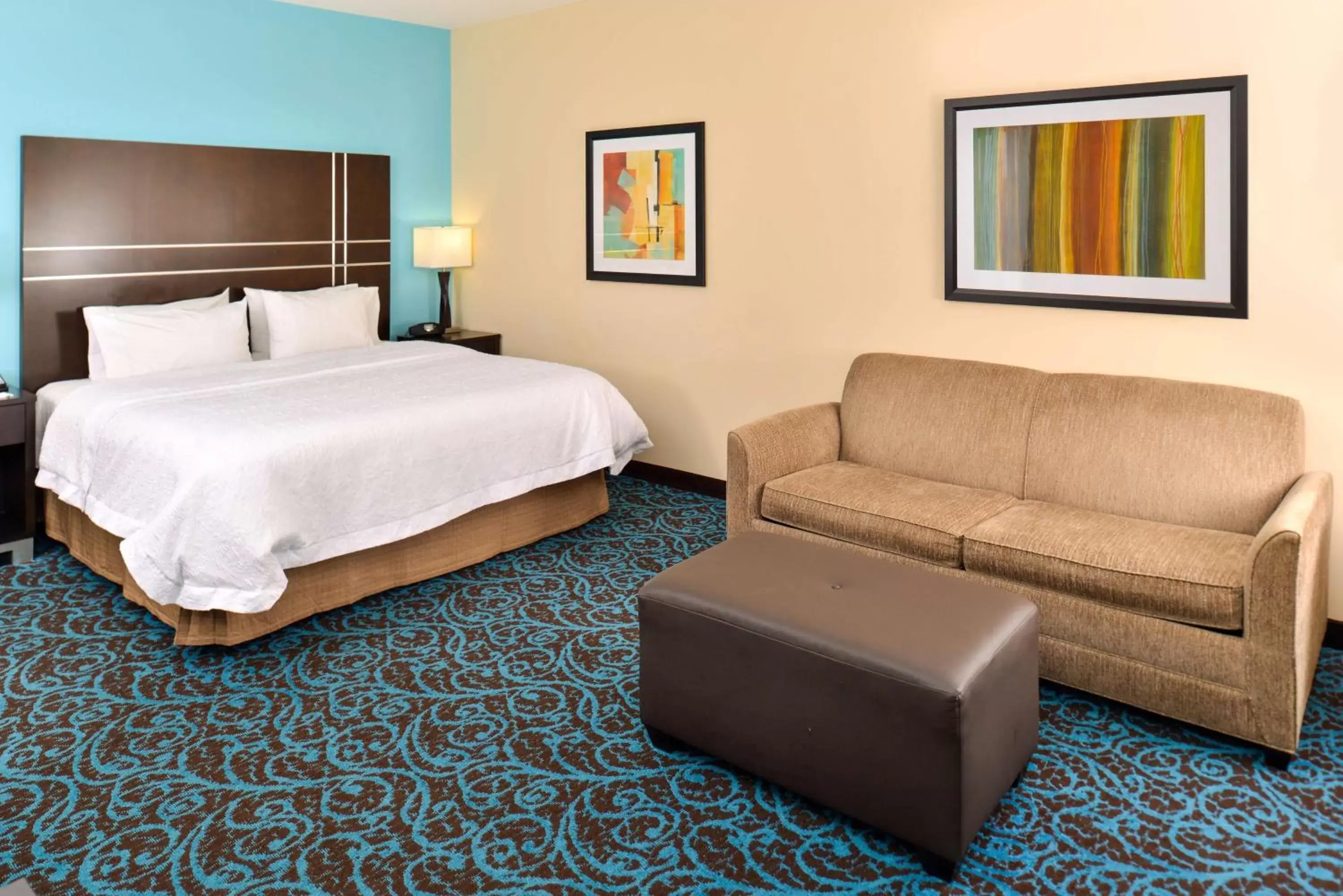 Bed in Hampton Inn by Hilton Dayton South