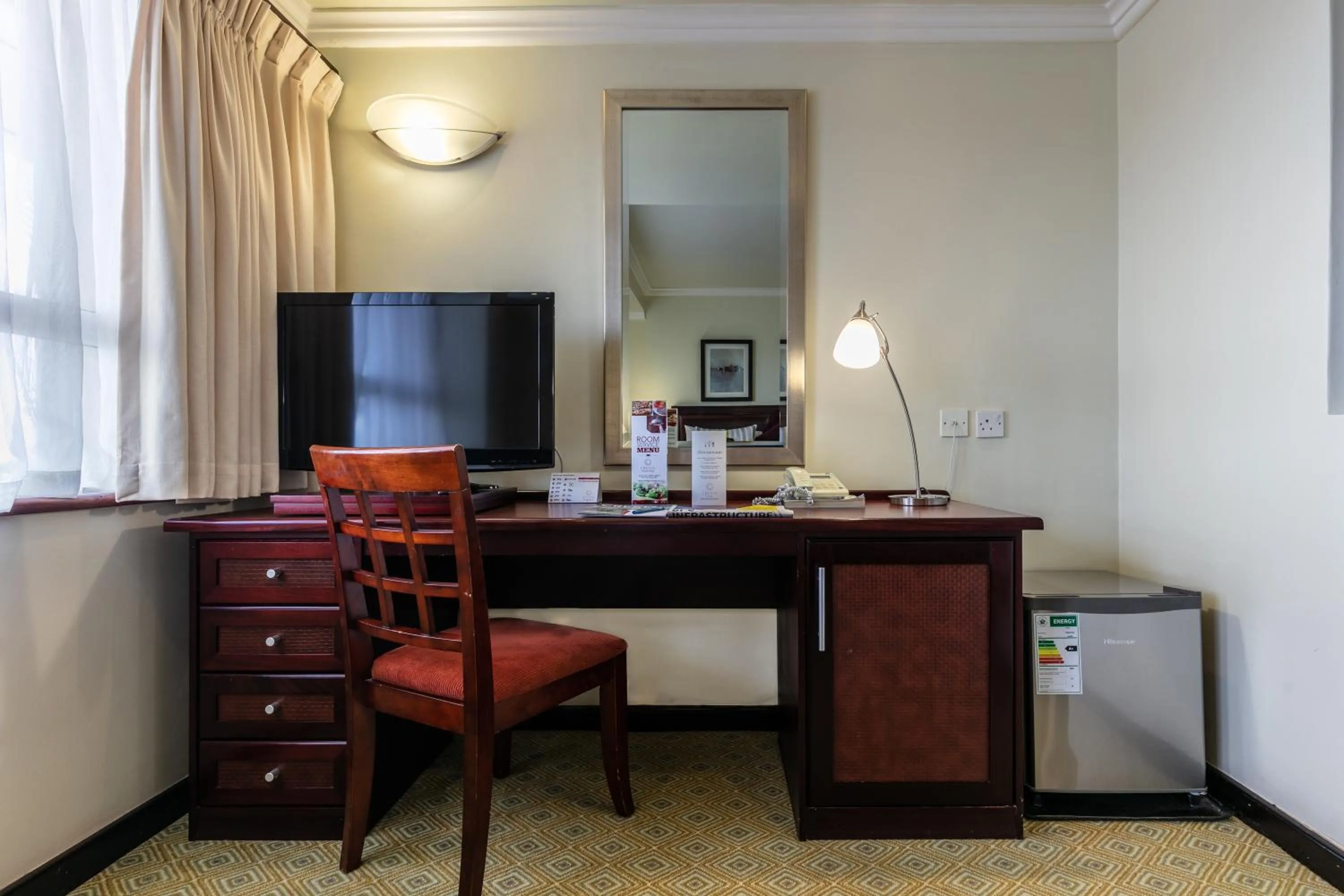 TV and multimedia in Cresta President Hotel