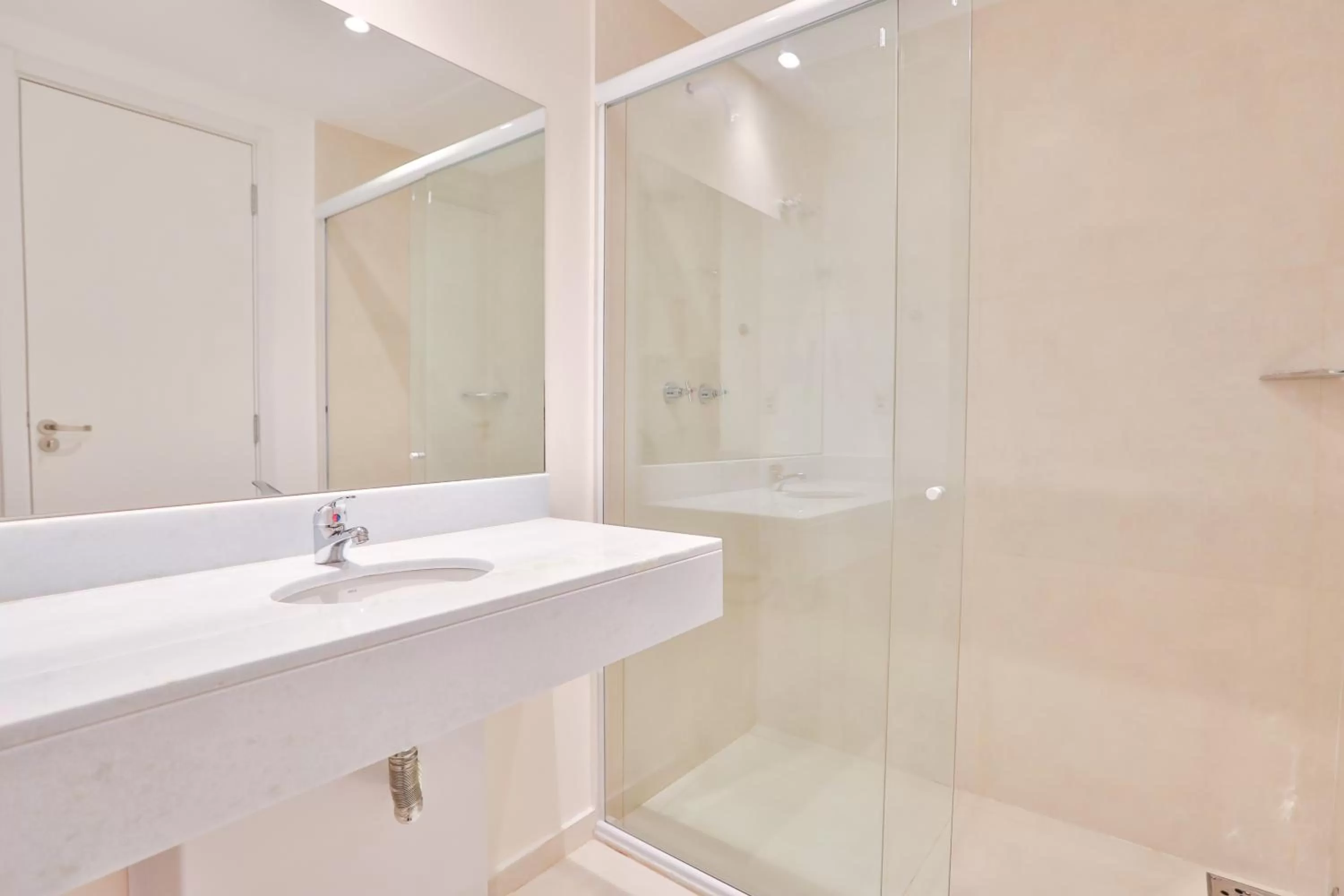 Shower in Transamerica Fit Jaguariúna