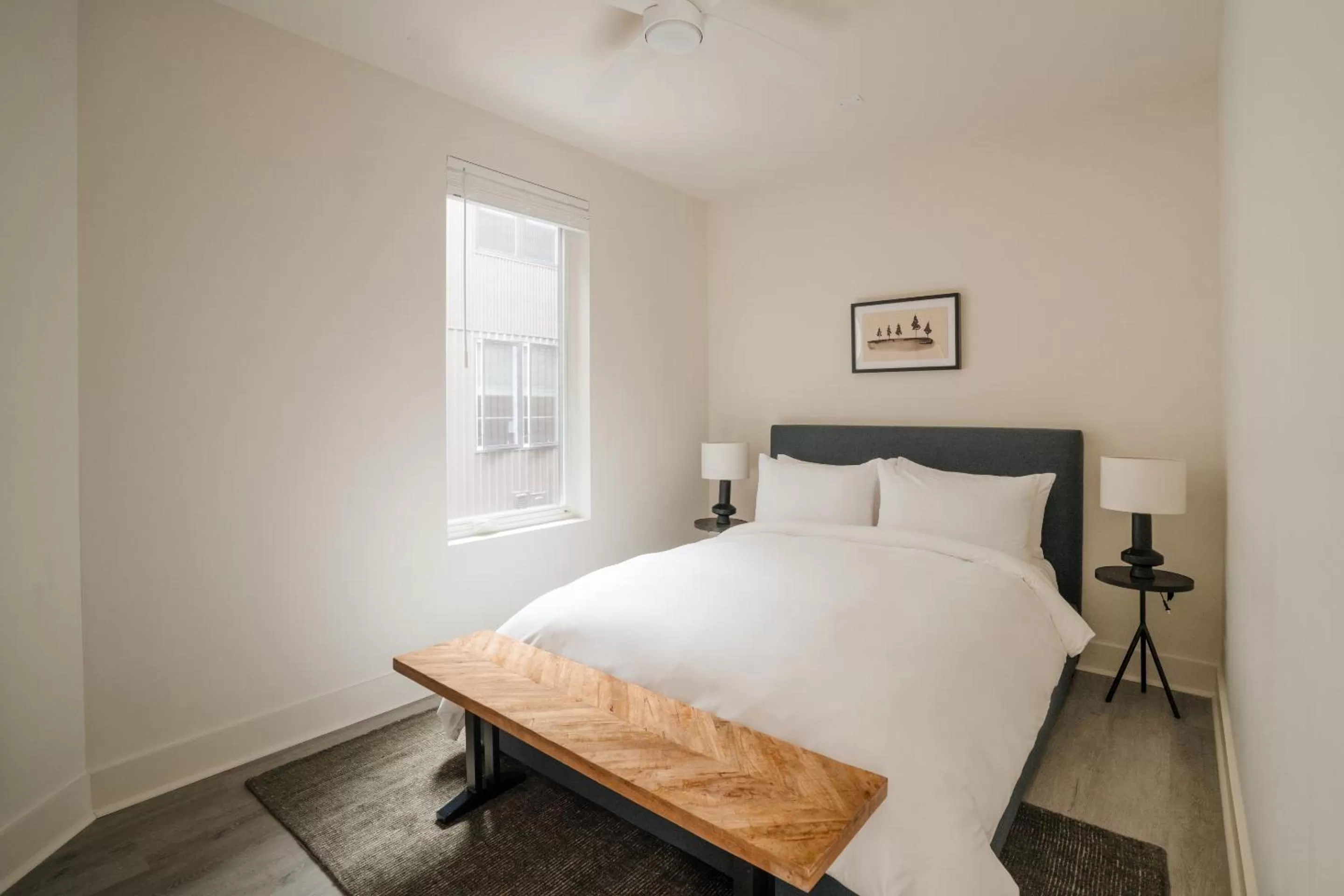 Living room, Bed in Sonder The Hideaway