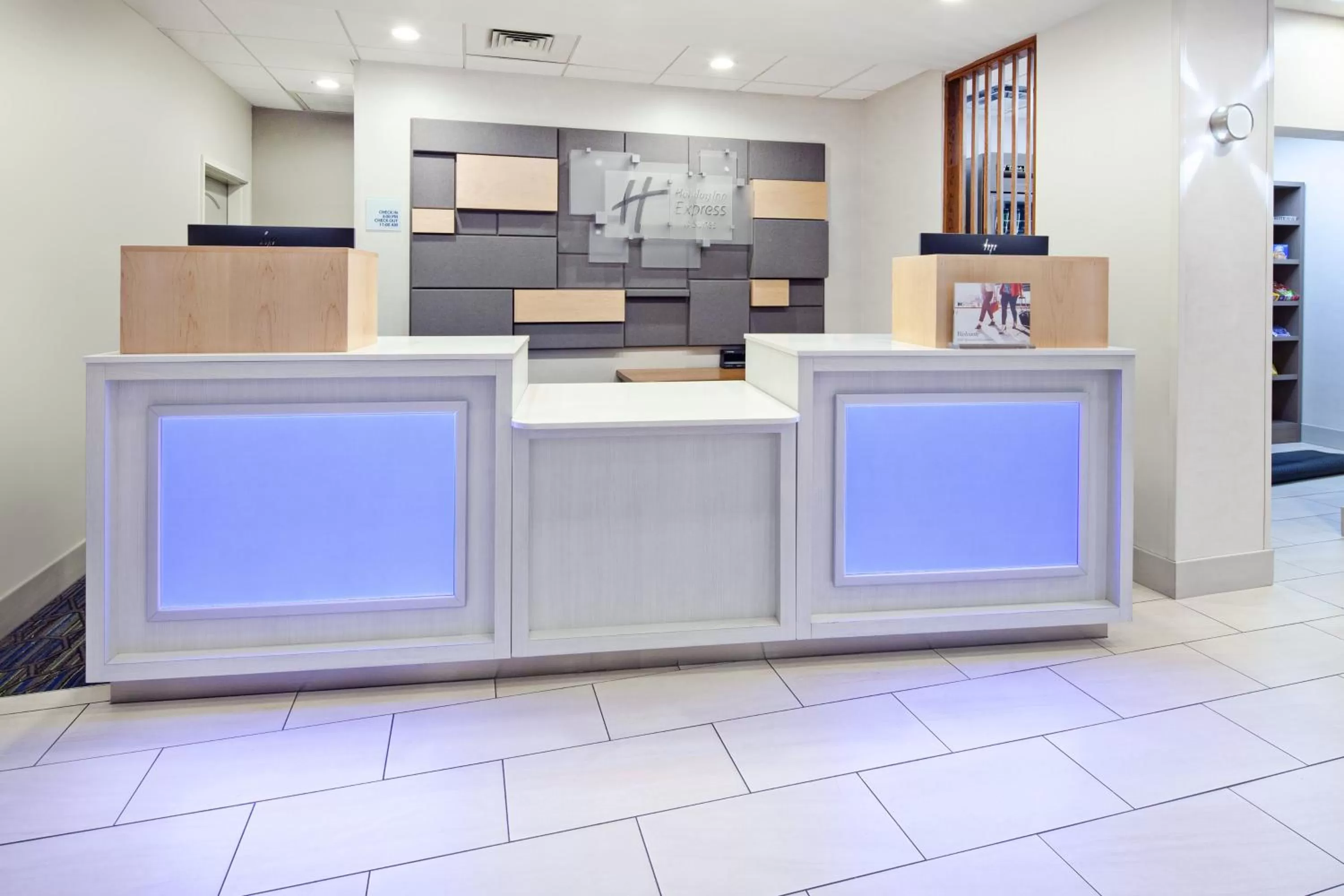 Property building in Holiday Inn Express & Suites Clovis Fresno Area by IHG