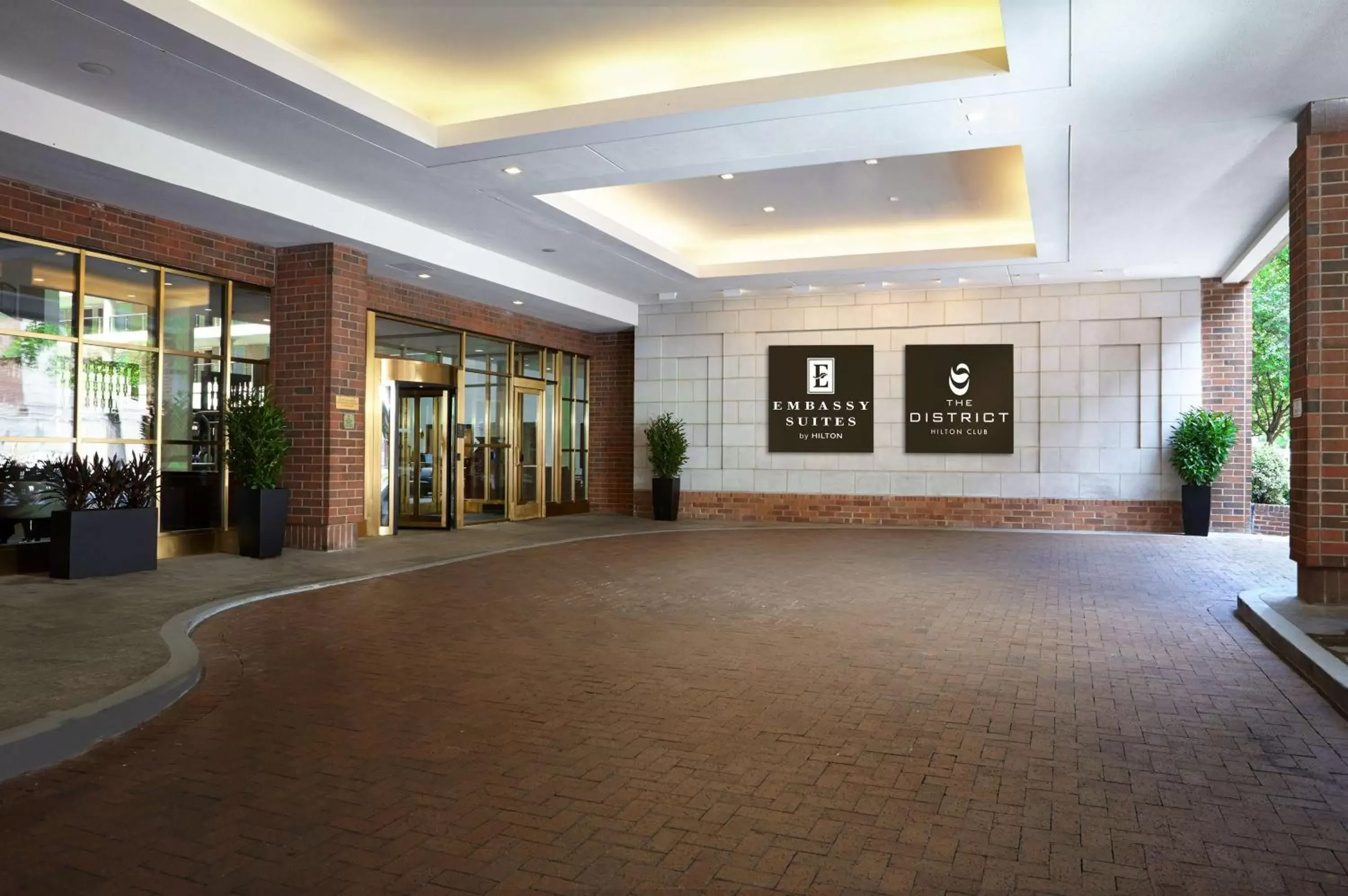 Property building, Lobby/Reception in Hilton Club The District Washington DC
