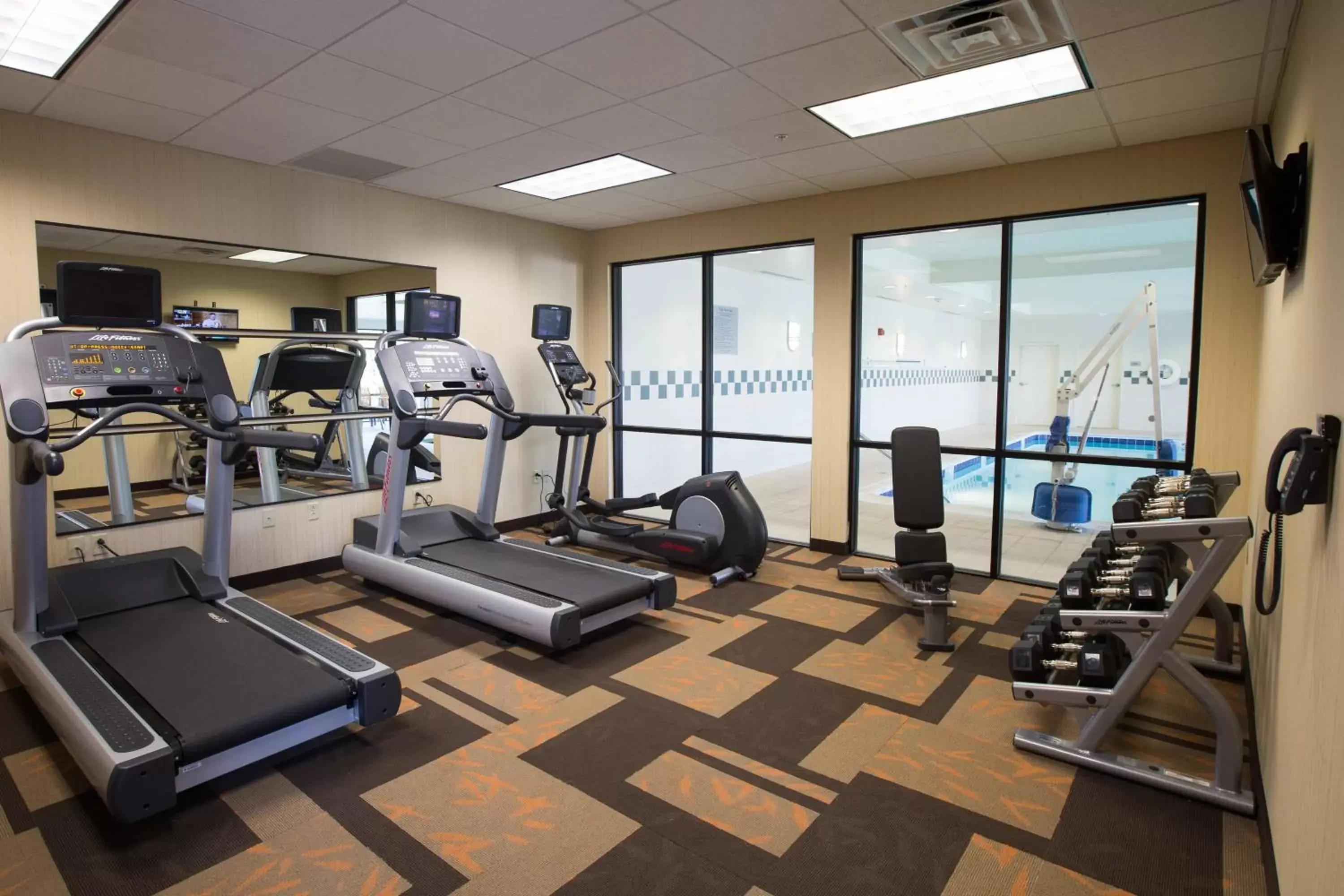 Fitness centre/facilities, Fitness Center/Facilities in Courtyard by Marriott Winchester Medical Center