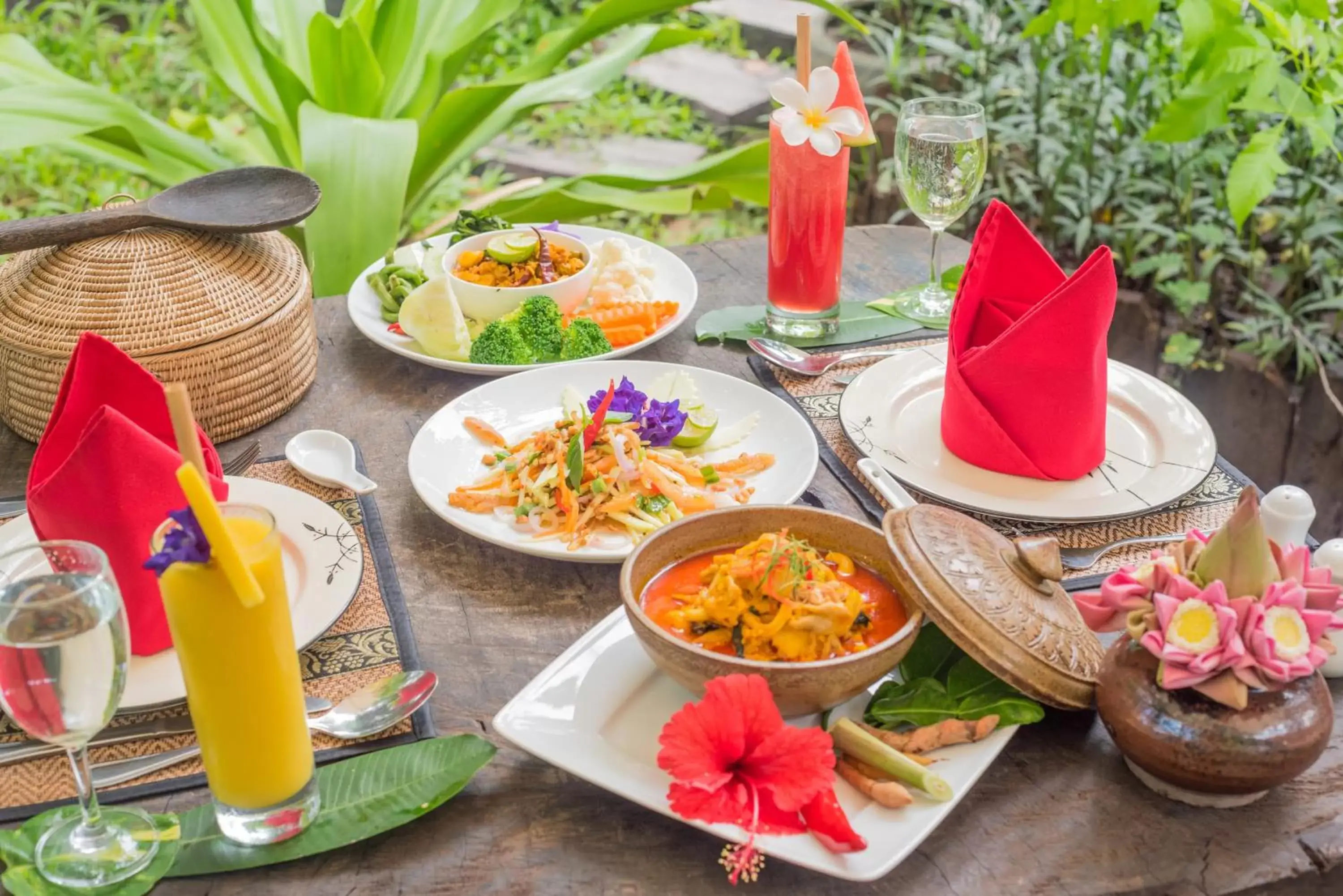 Asian breakfast in Bong Thom Forest Lodge