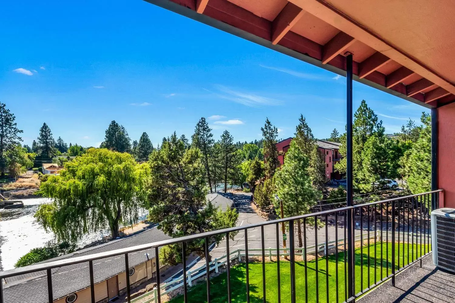 Balcony/Terrace in Bend Riverside Condos