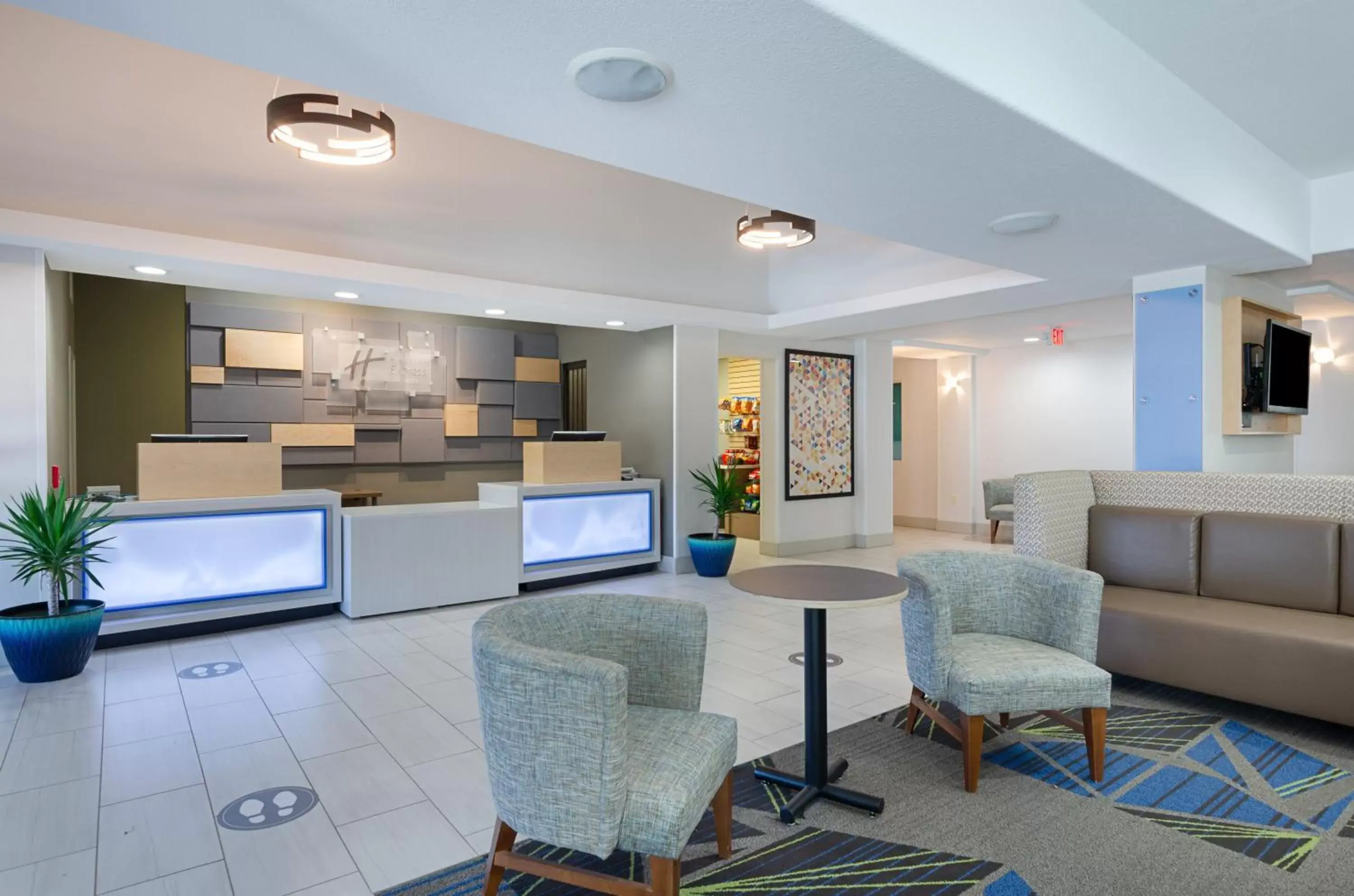 Property building, Seating Area in Holiday Inn Express Hotel & Suites Weston, an IHG Hotel