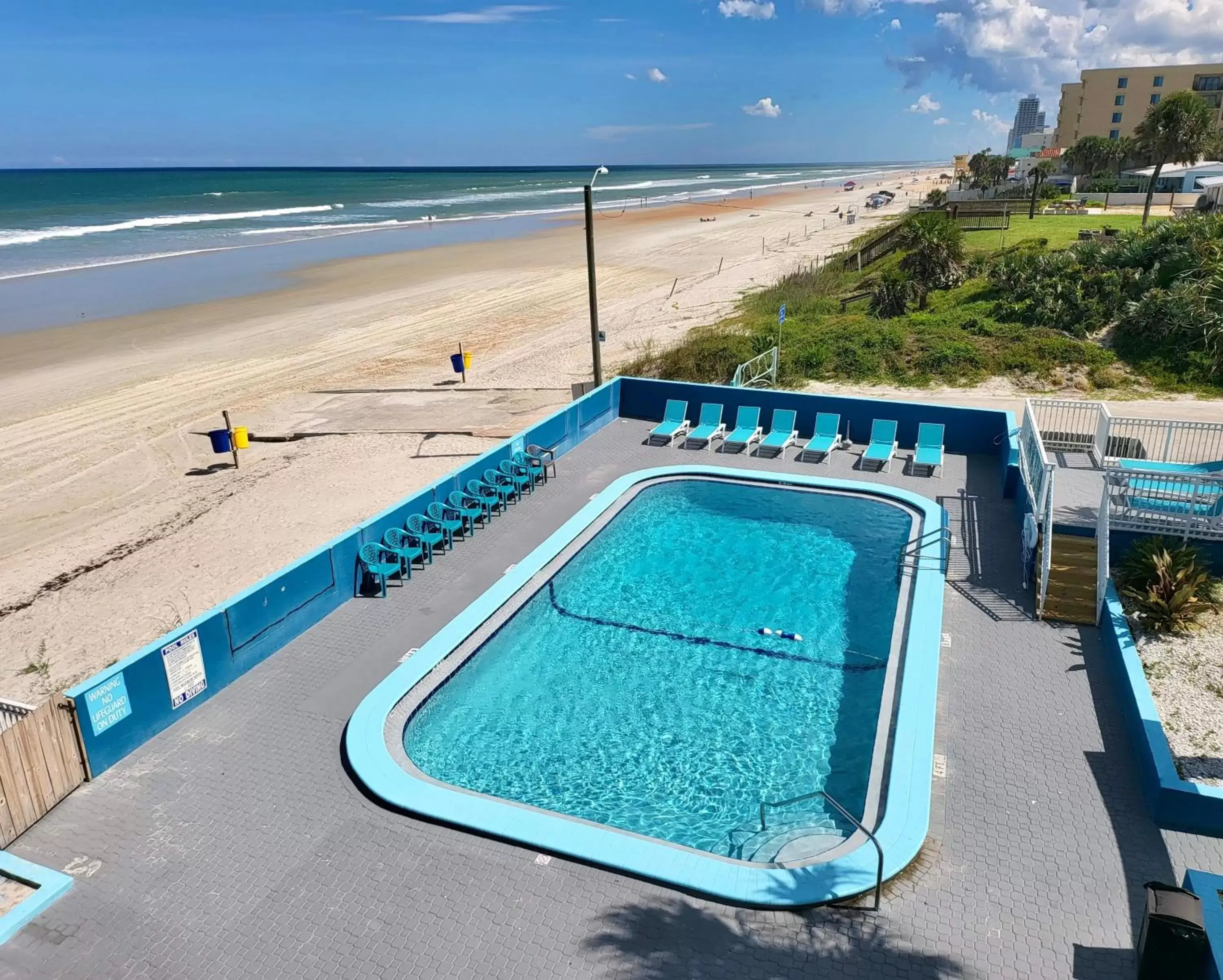 Swimming pool, Pool View in Chateau Mar Beach Resort