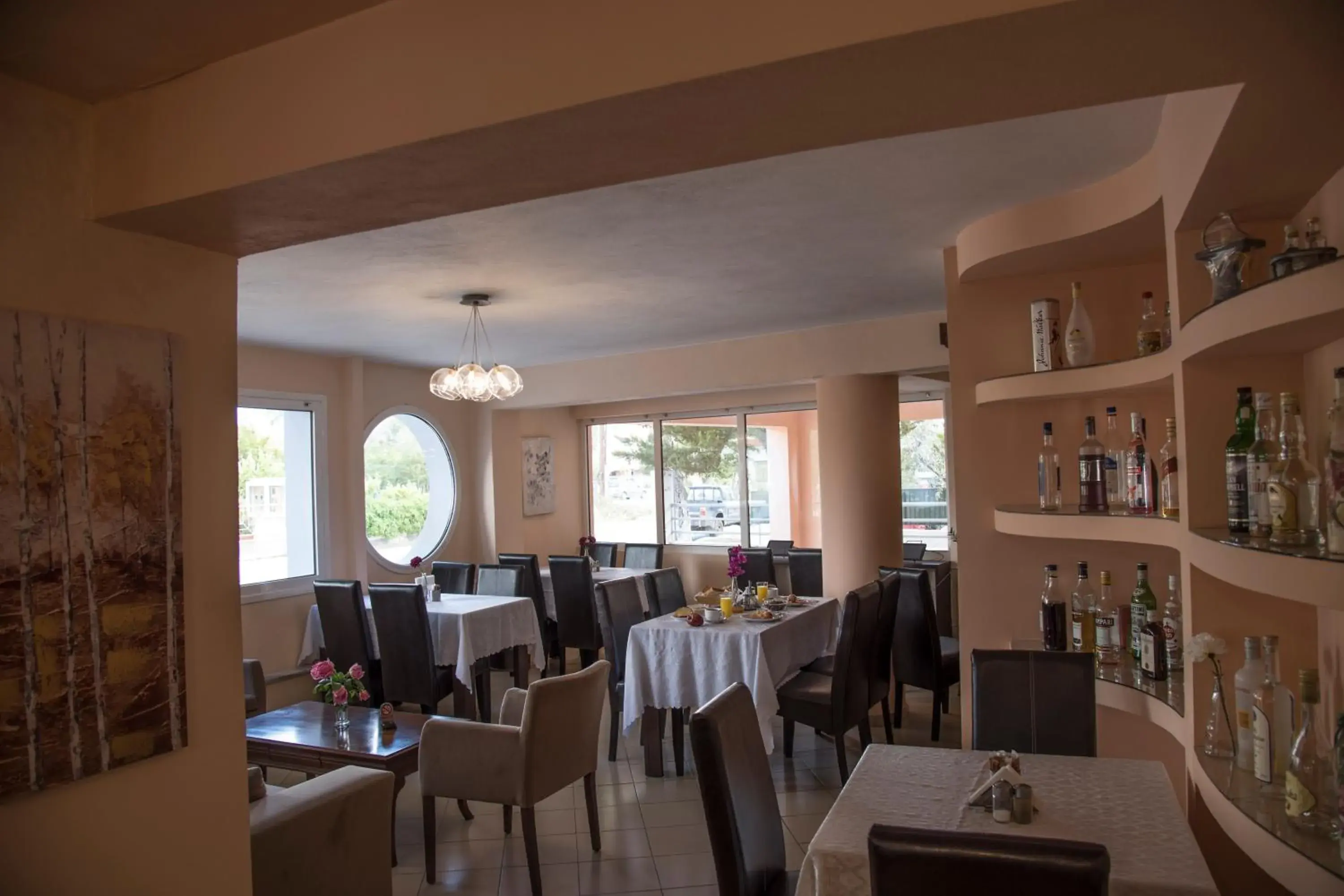 Lounge or bar, Restaurant/Places to Eat in Filoxenia Hotel