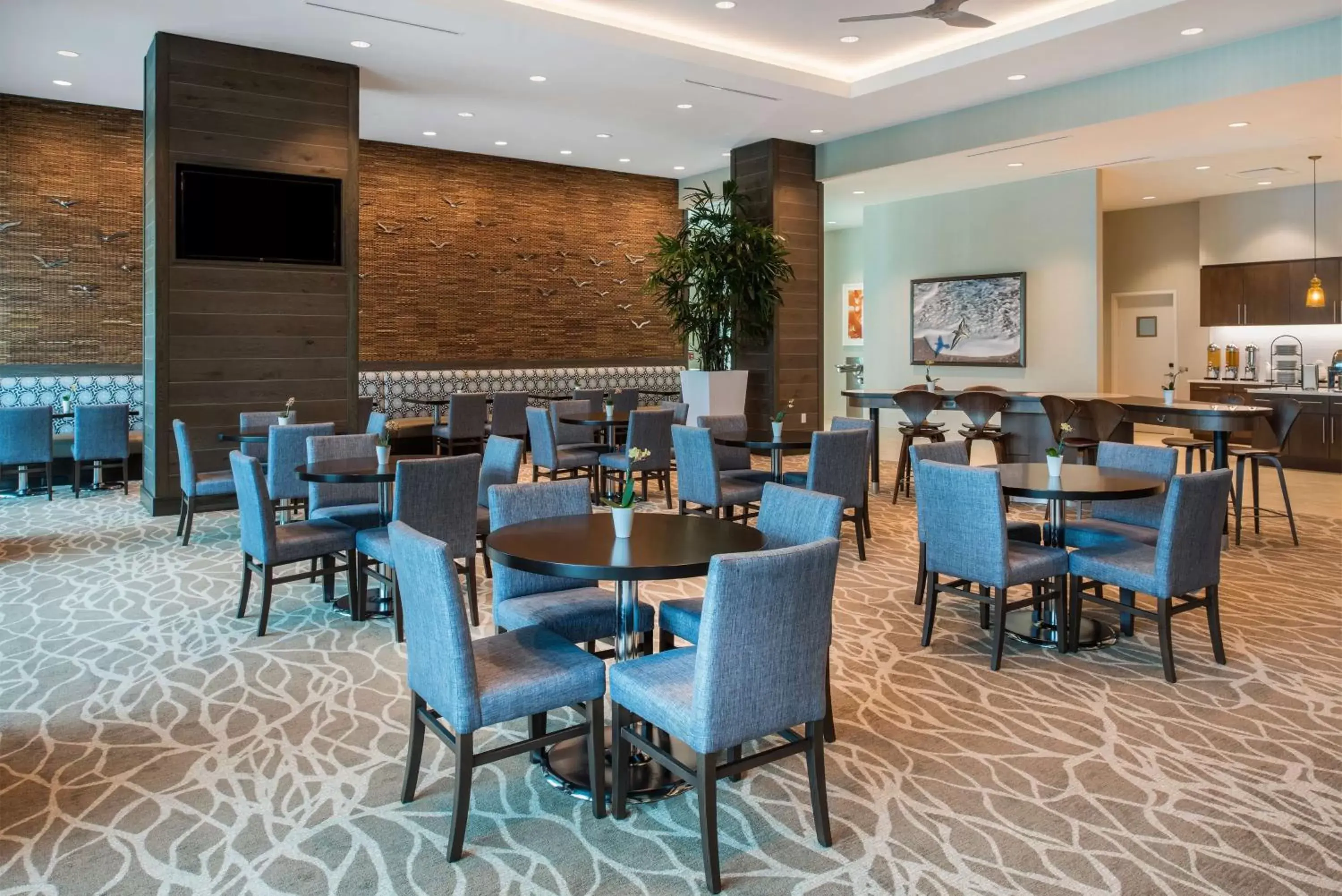 Restaurant/places to eat in Homewood Suites by Hilton Miami Dolphin Mall Restaurant/places to eat in Homewood Suites by Hilton Miami Dolphin Mall