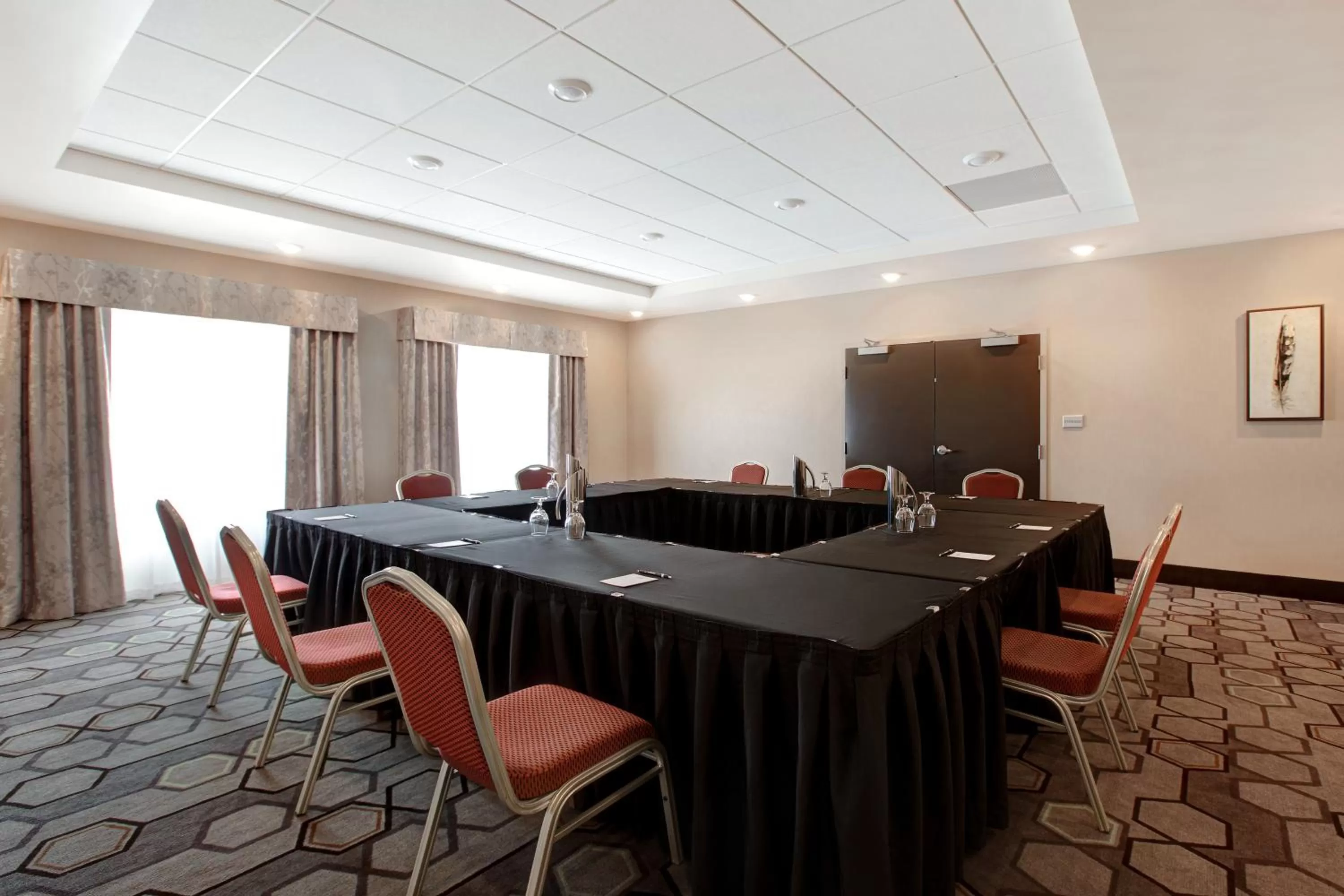 Ramada by Wyndham St Paul AB