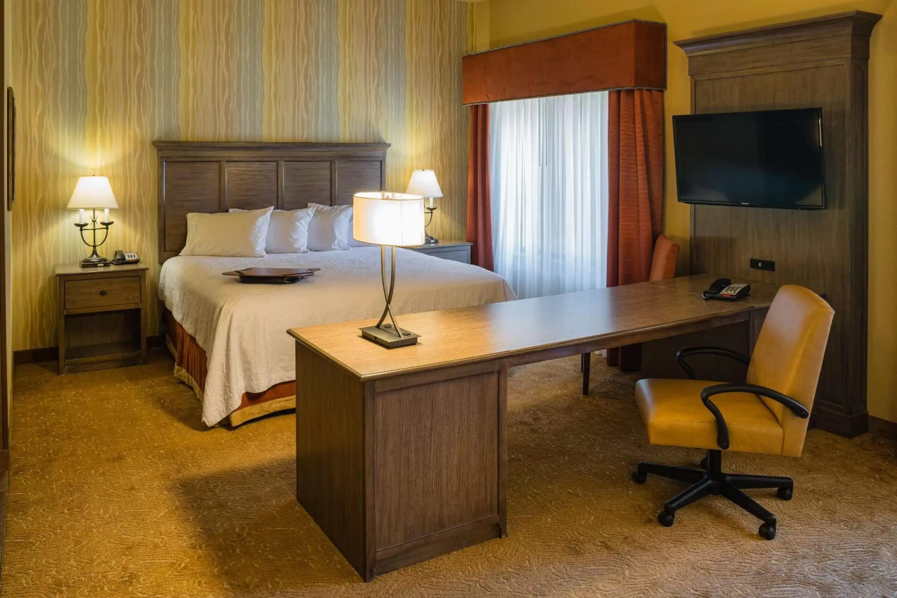 Bed in Hampton Inn & Suites Springdale/Zion National Park