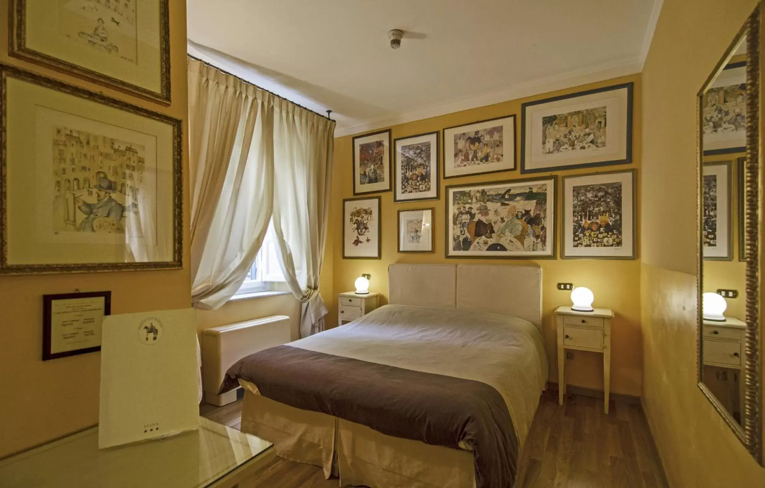 Photo of the whole room, Bed in Albergo San Martino