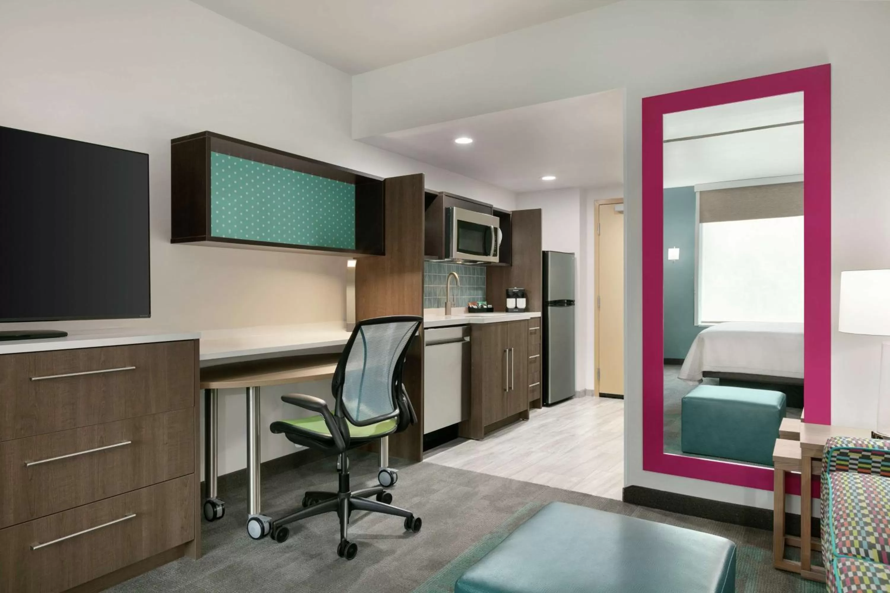 Bedroom in Home2 Suites By Hilton Norfolk Airport