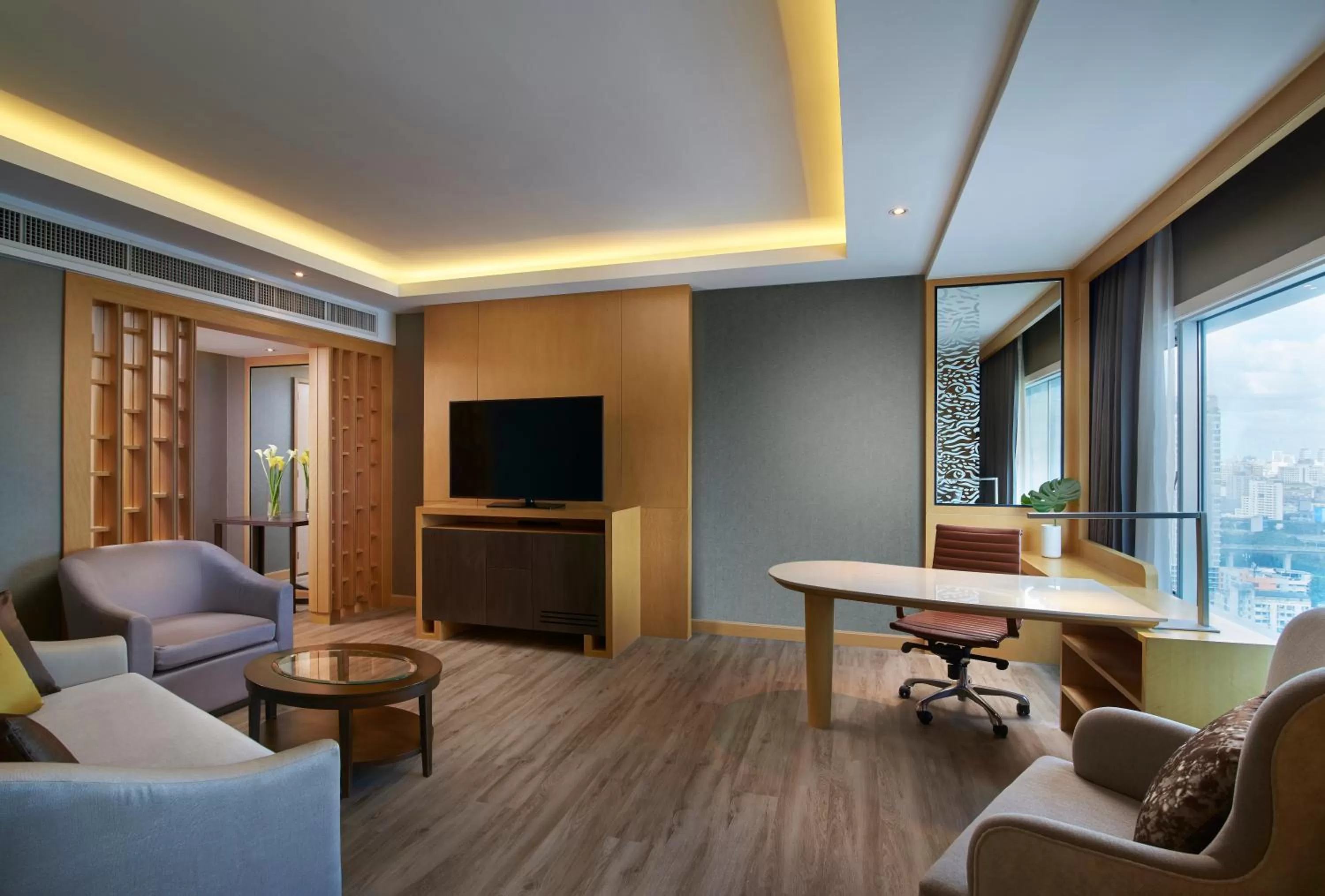 Communal lounge/ TV room in Amari Bangkok