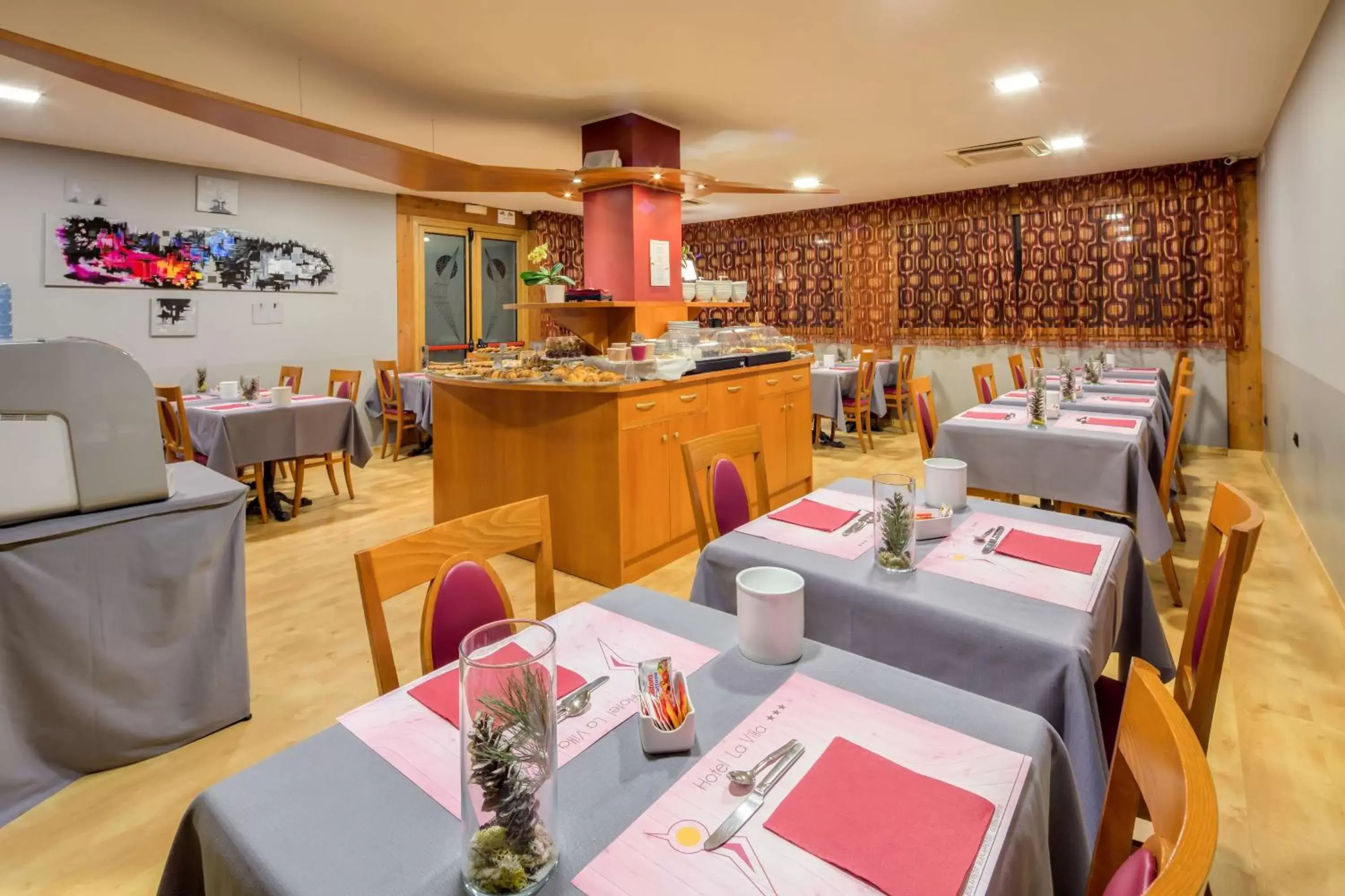 Restaurant/Places to Eat in La Villa - Sure Hotel Collection by Best Western
