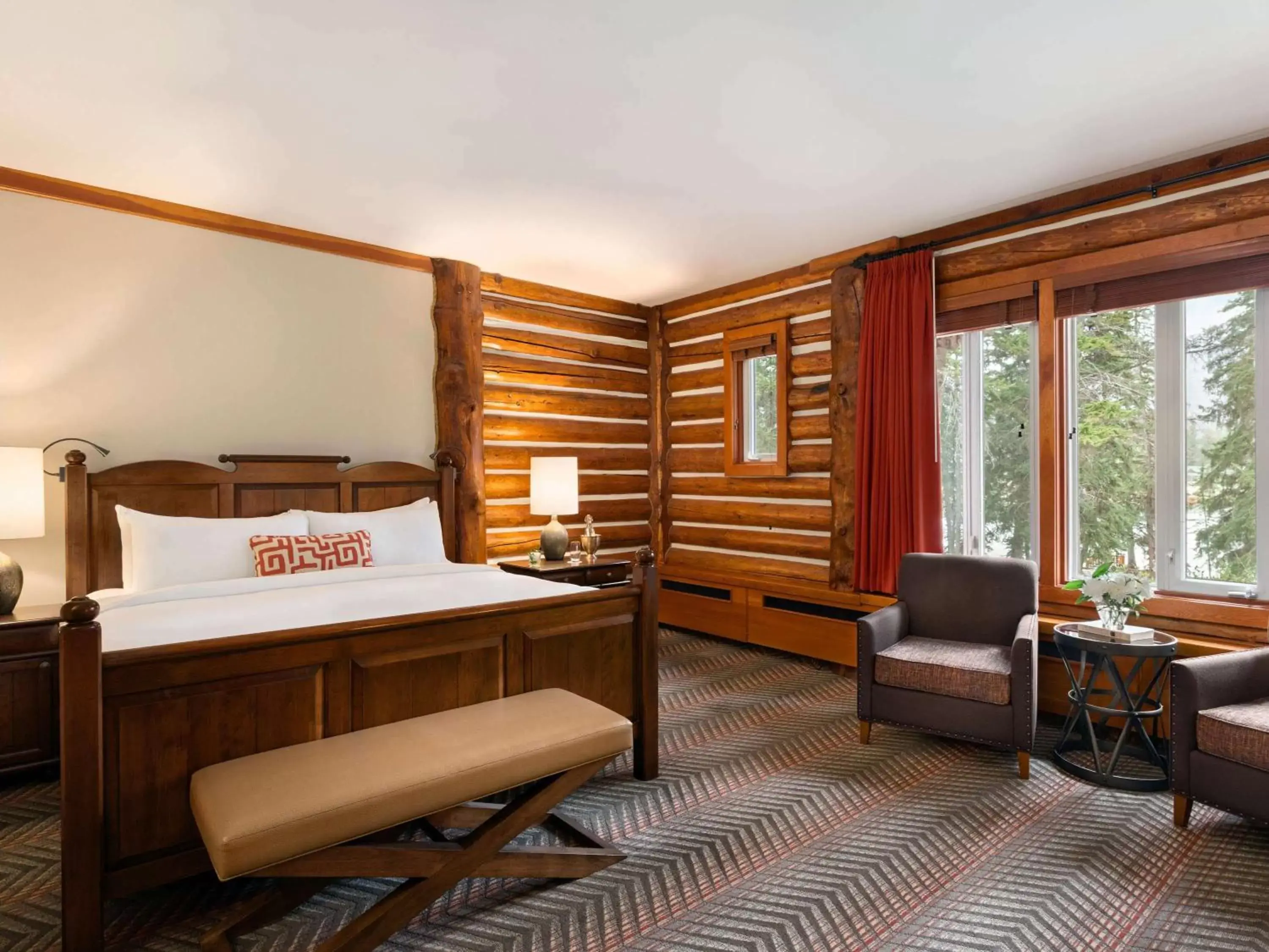 Bed in Fairmont Jasper Park Lodge
