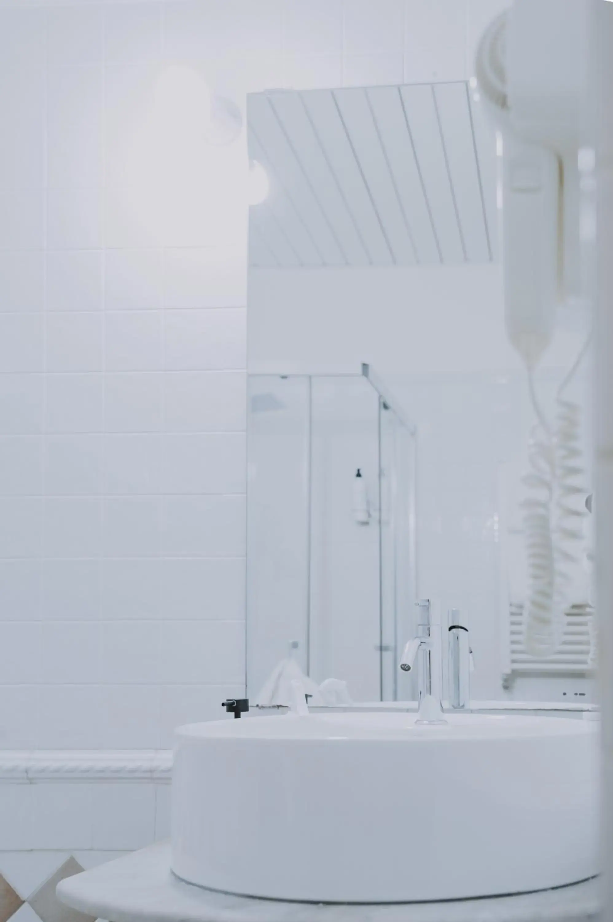 Shower, Bathroom in Albergo Delle Regioni, Barberini - Fontana di Trevi