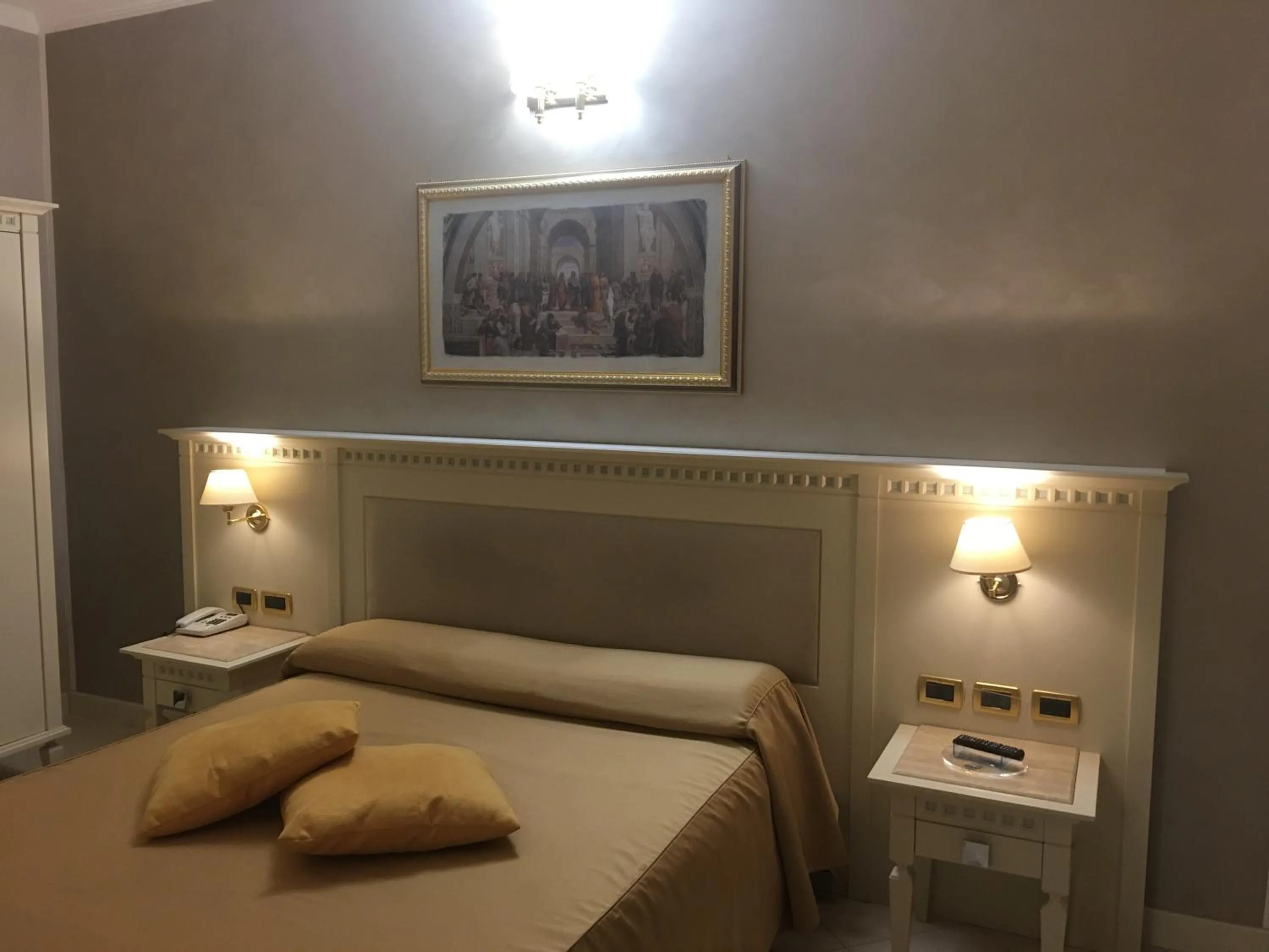 Bedroom, Bed in Hotel Niagara