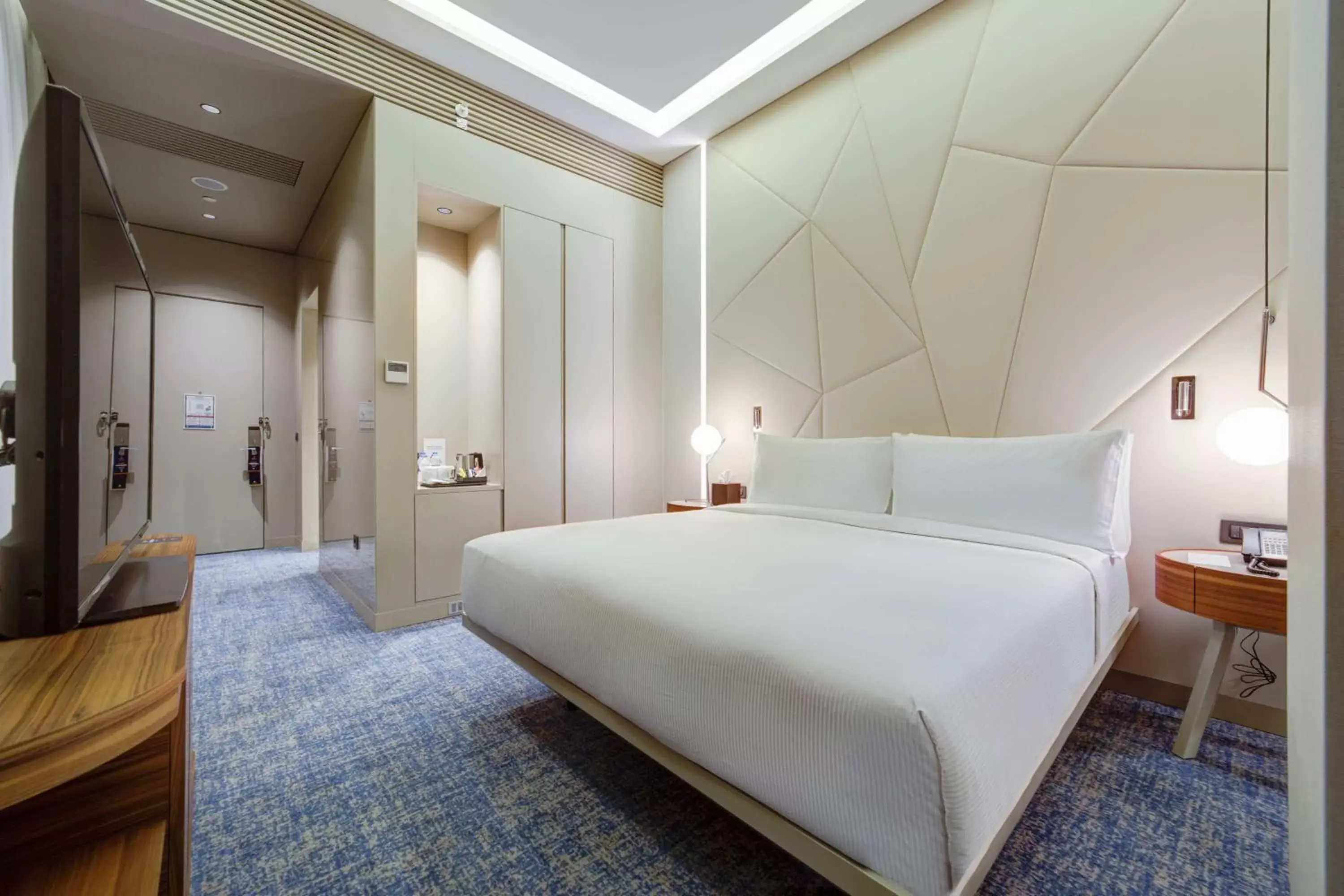 Bed in DoubleTree by Hilton Adana