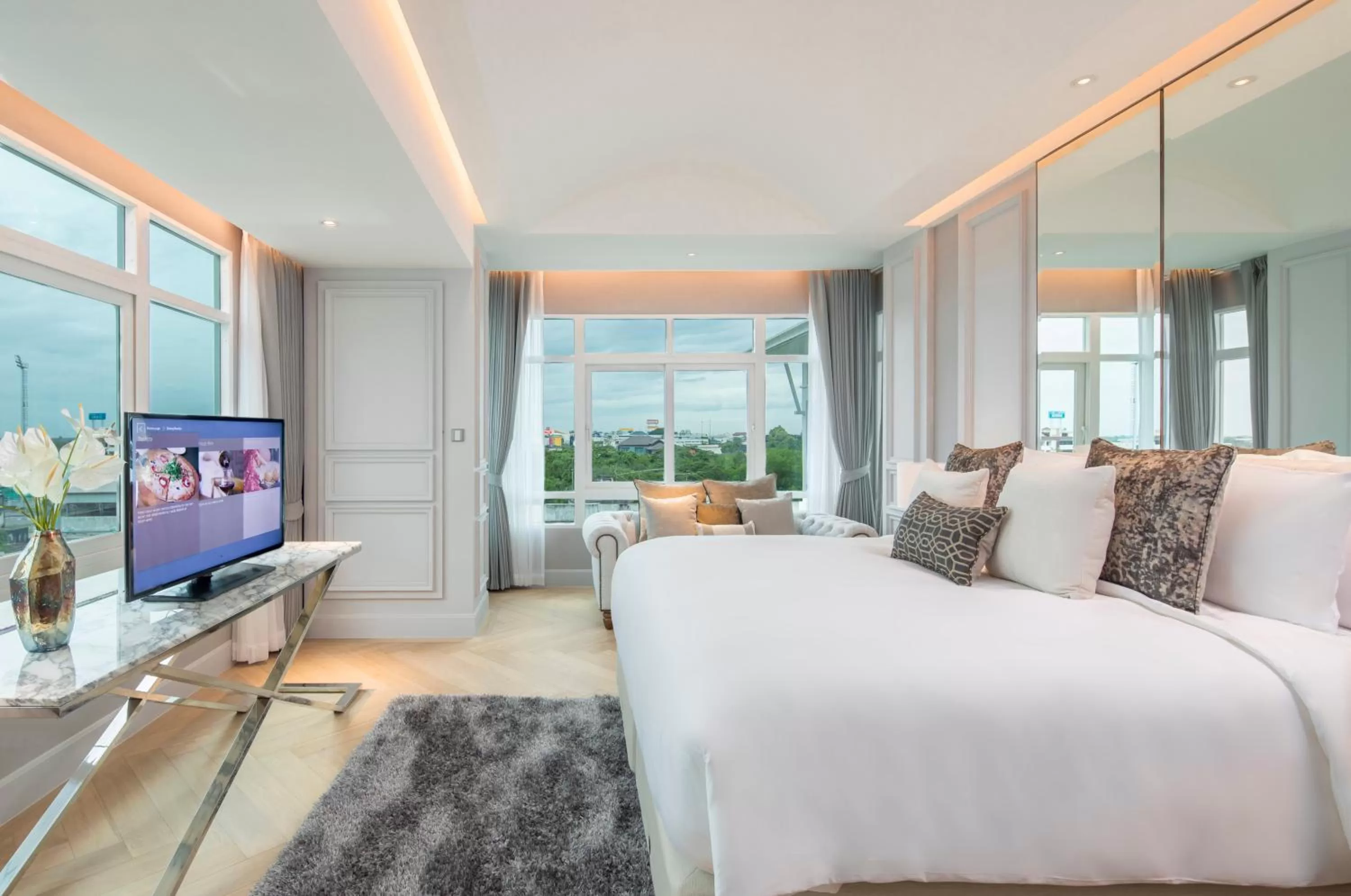 Bed in De Princess Hotel Udonthani