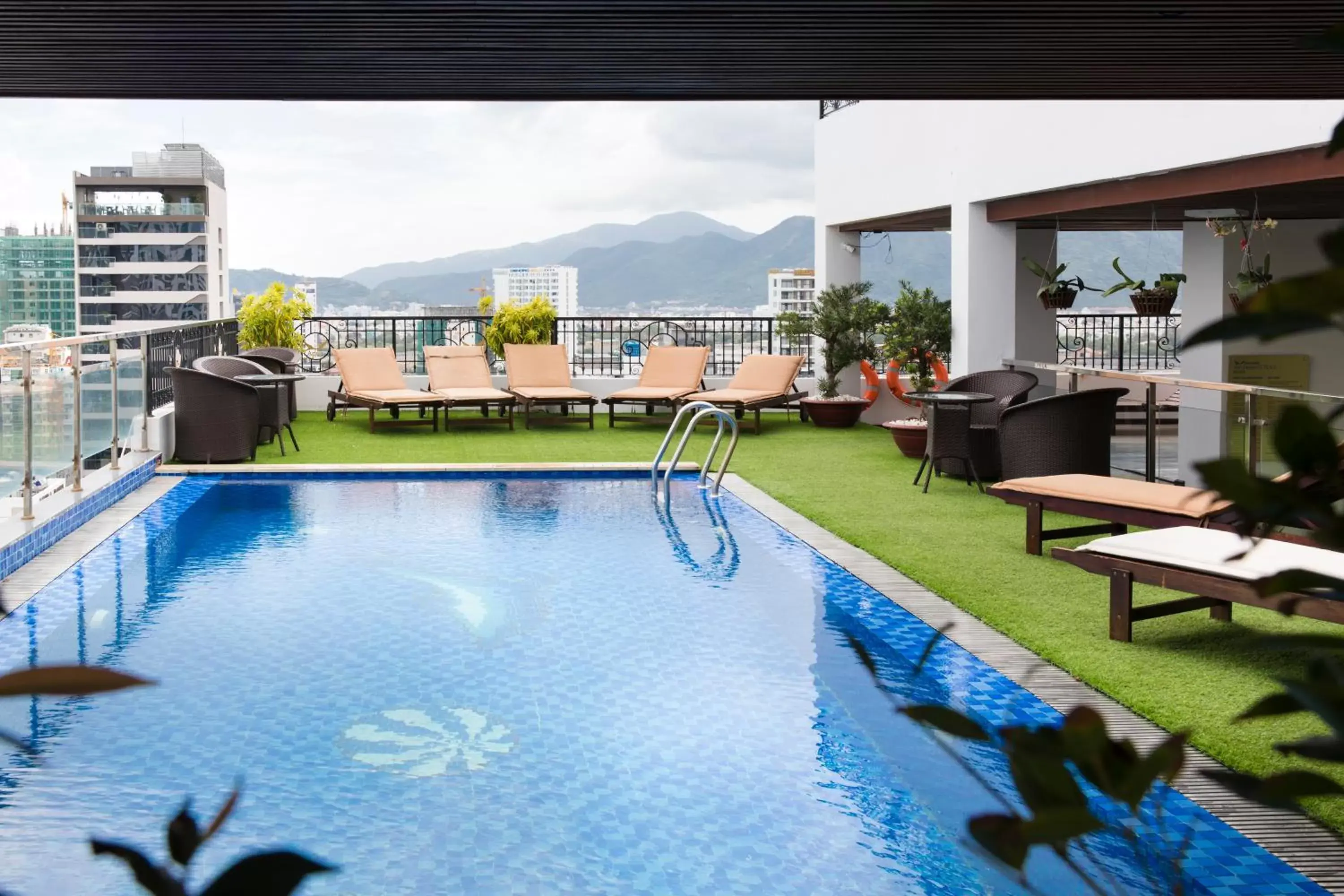 Pool view, Swimming Pool in Apus Hotel