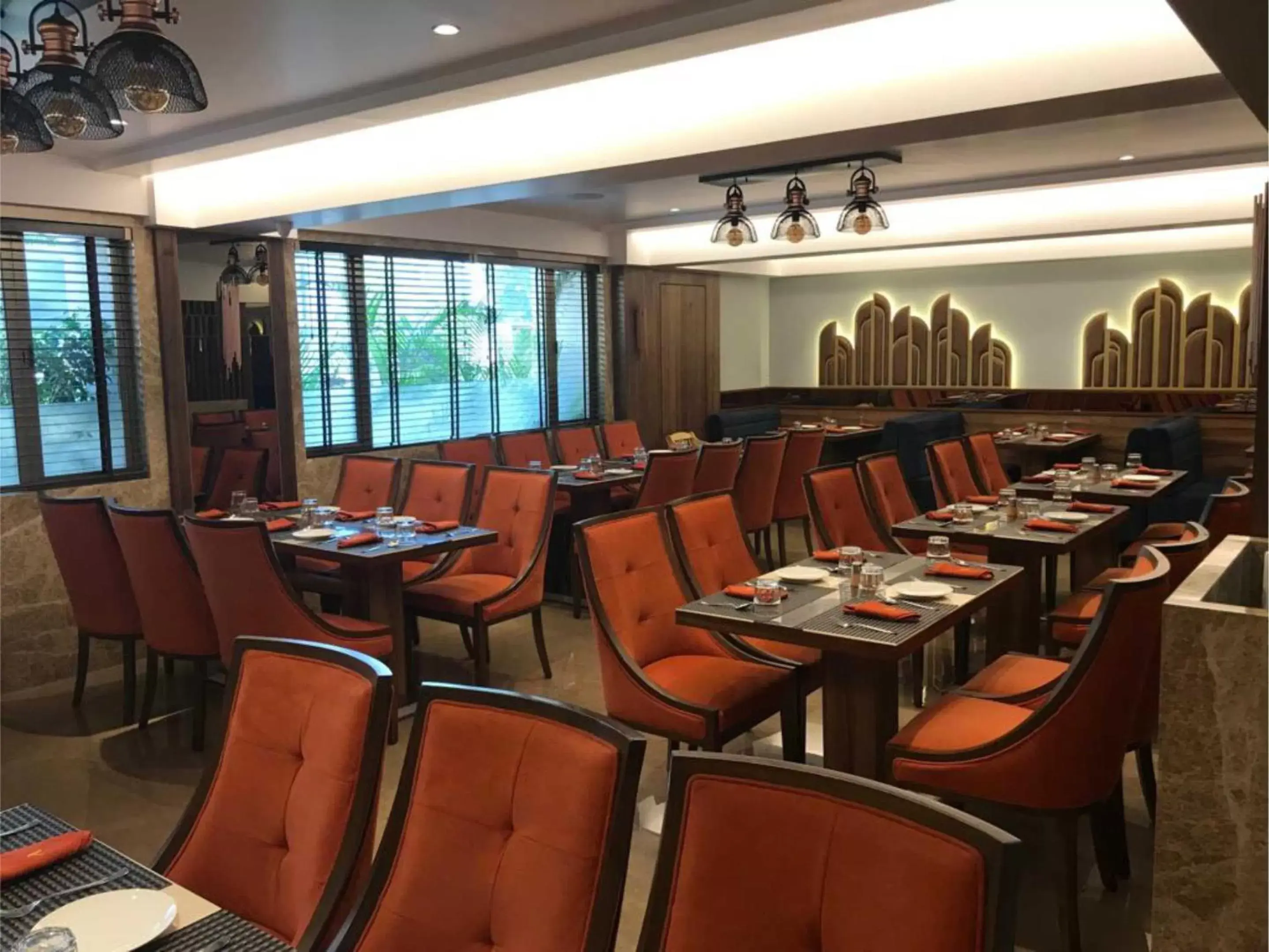 Restaurant/Places to Eat in HOTEL ARCHANA RESIDENCY