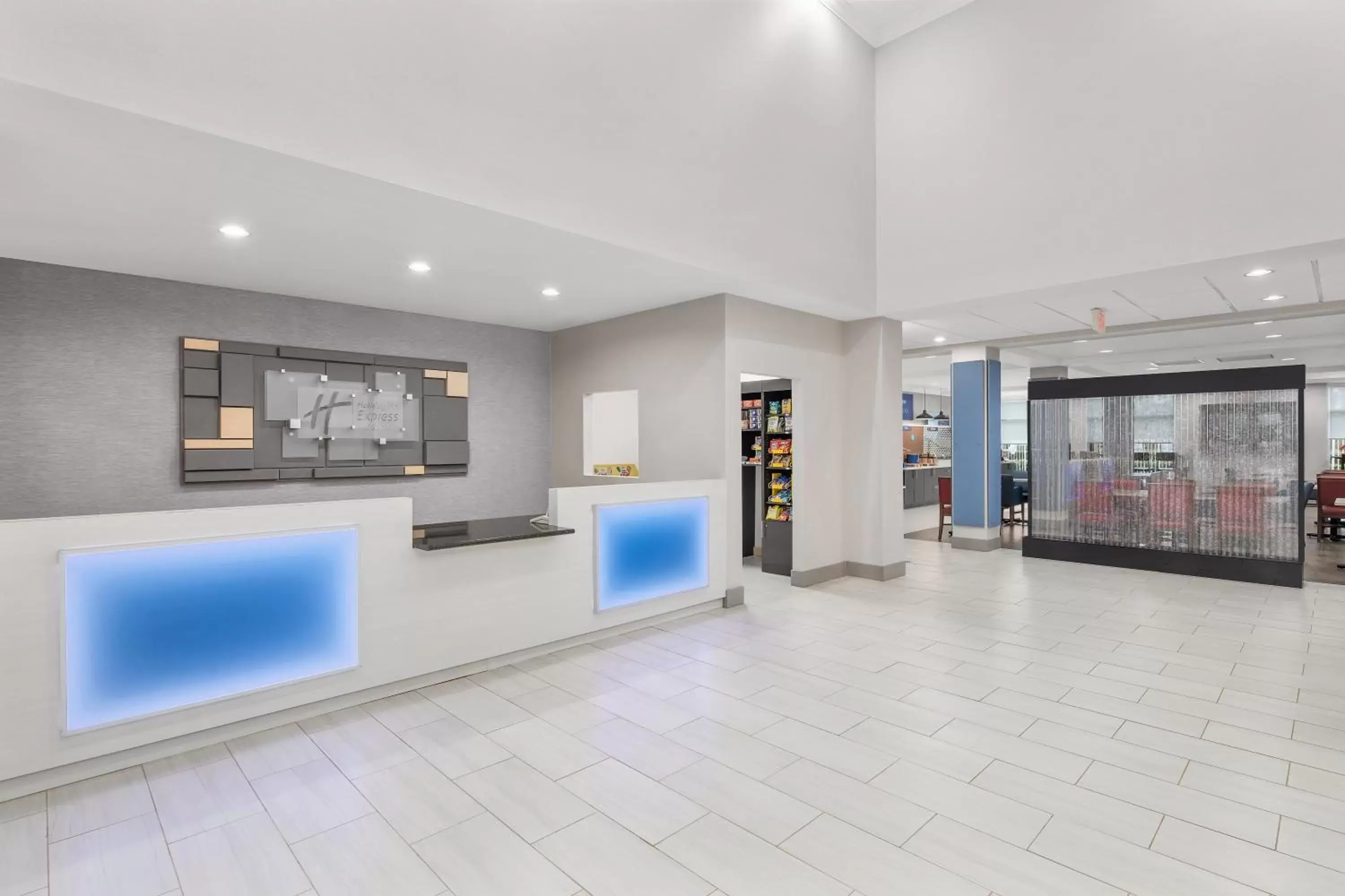 Property building in Holiday Inn Express Hotel & Suites Palm Bay by IHG Property building in Holiday Inn Express Hotel & Suites Palm Bay by IHG