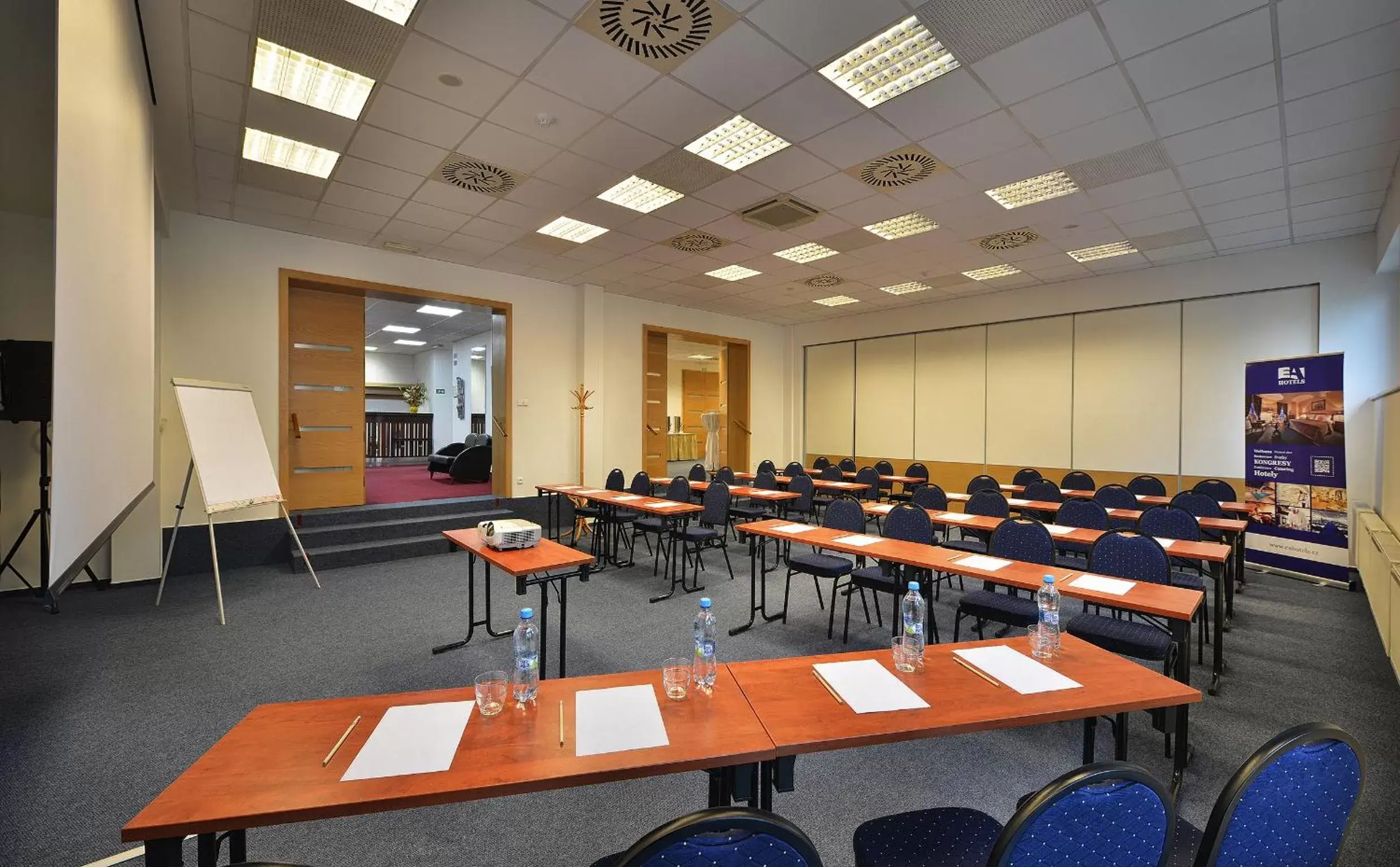 Meeting/conference room in EA Hotel Populus