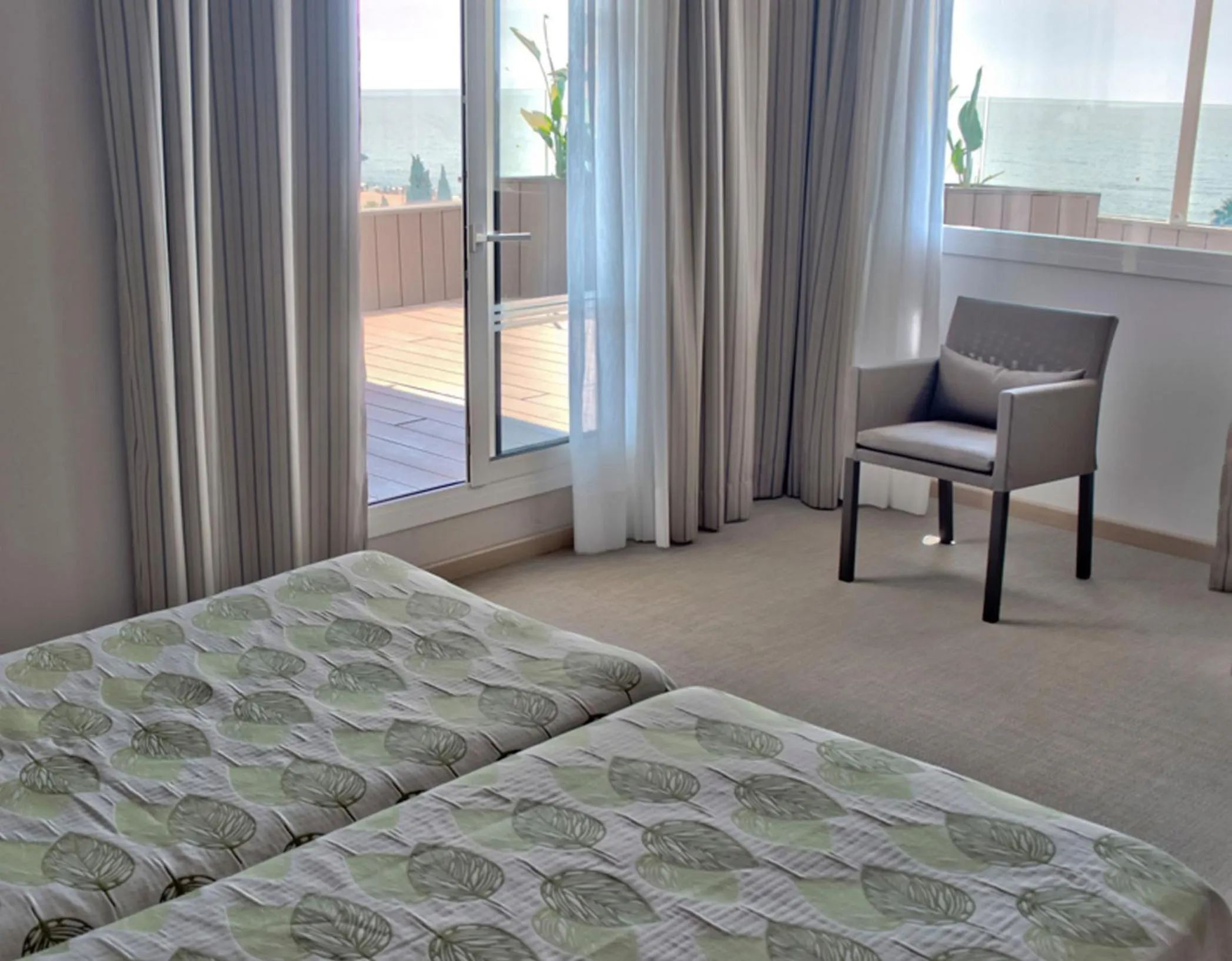 Photo of the whole room, Bed in KAKTUS Hotel Volga