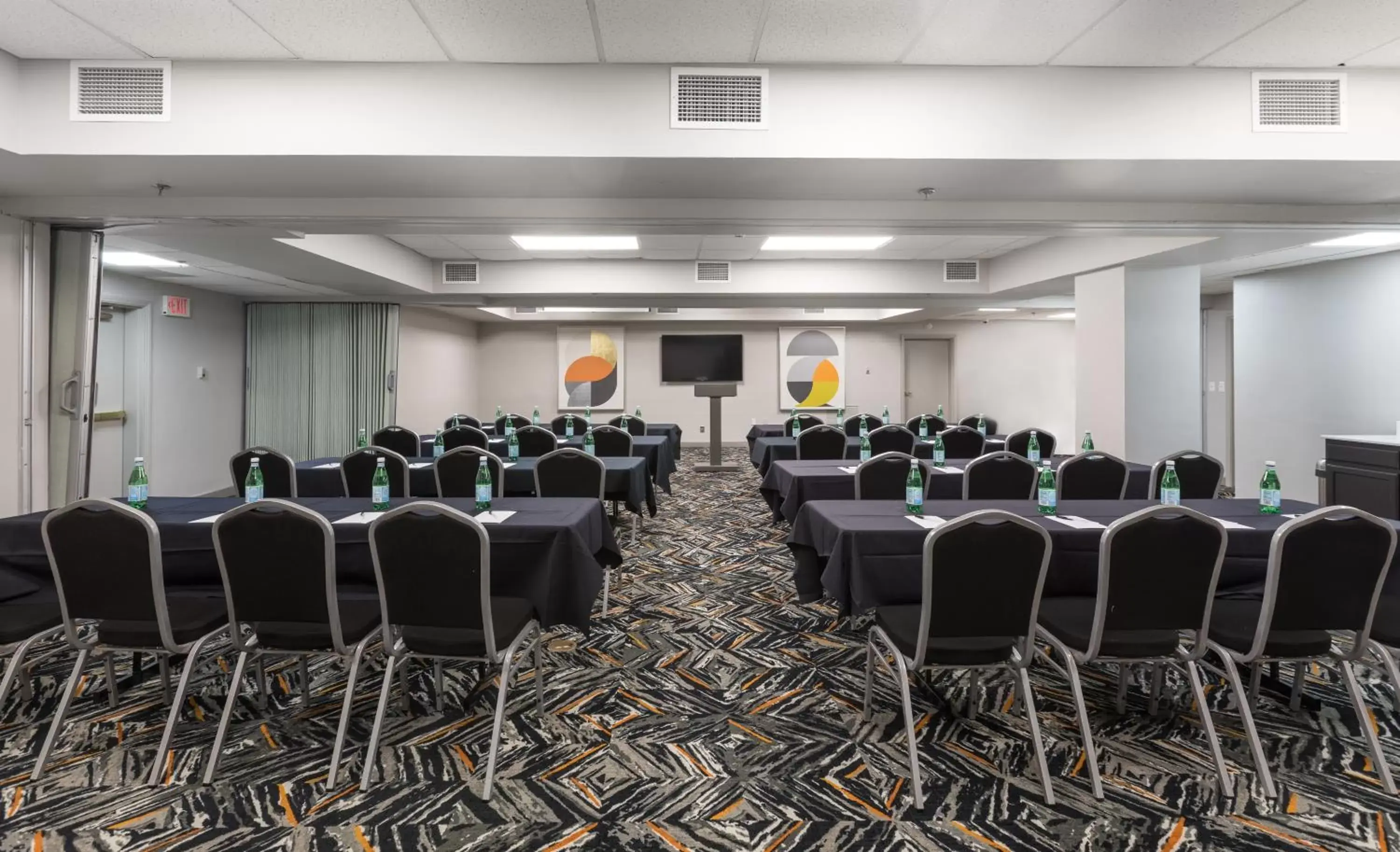 Meeting/conference room in Country Inn & Suites by Radisson, Lake Norman Huntersville, NC