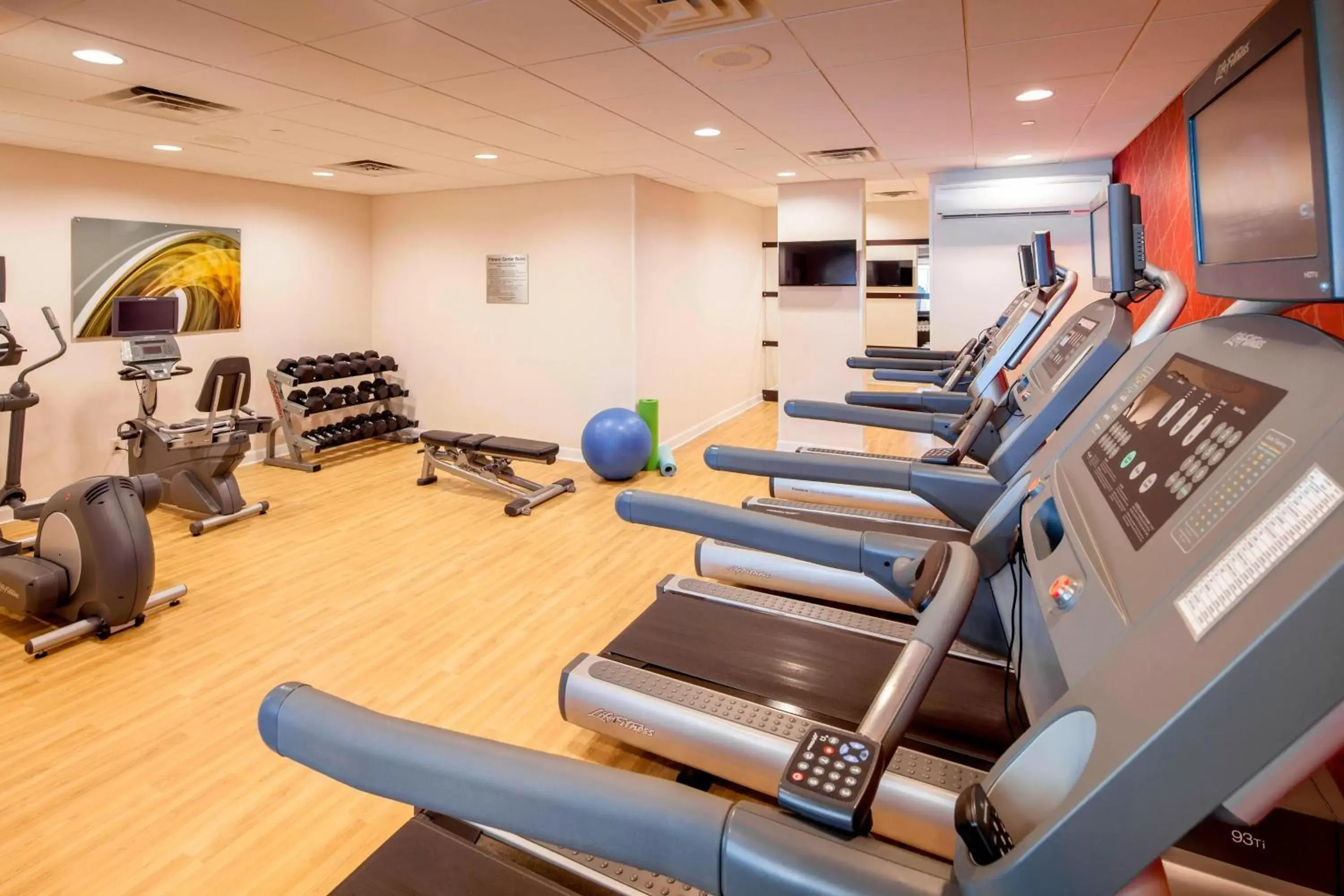 Fitness centre/facilities, Fitness Center/Facilities in Courtyard by Marriott Boston Brookline