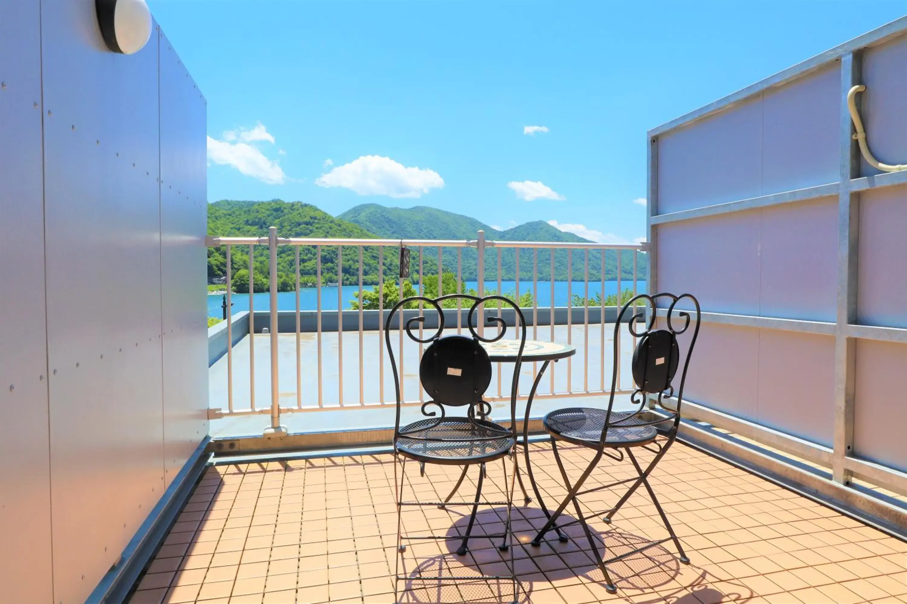 Natural landscape, Balcony/Terrace in Hatago Nagomi Hot Spring Hotel