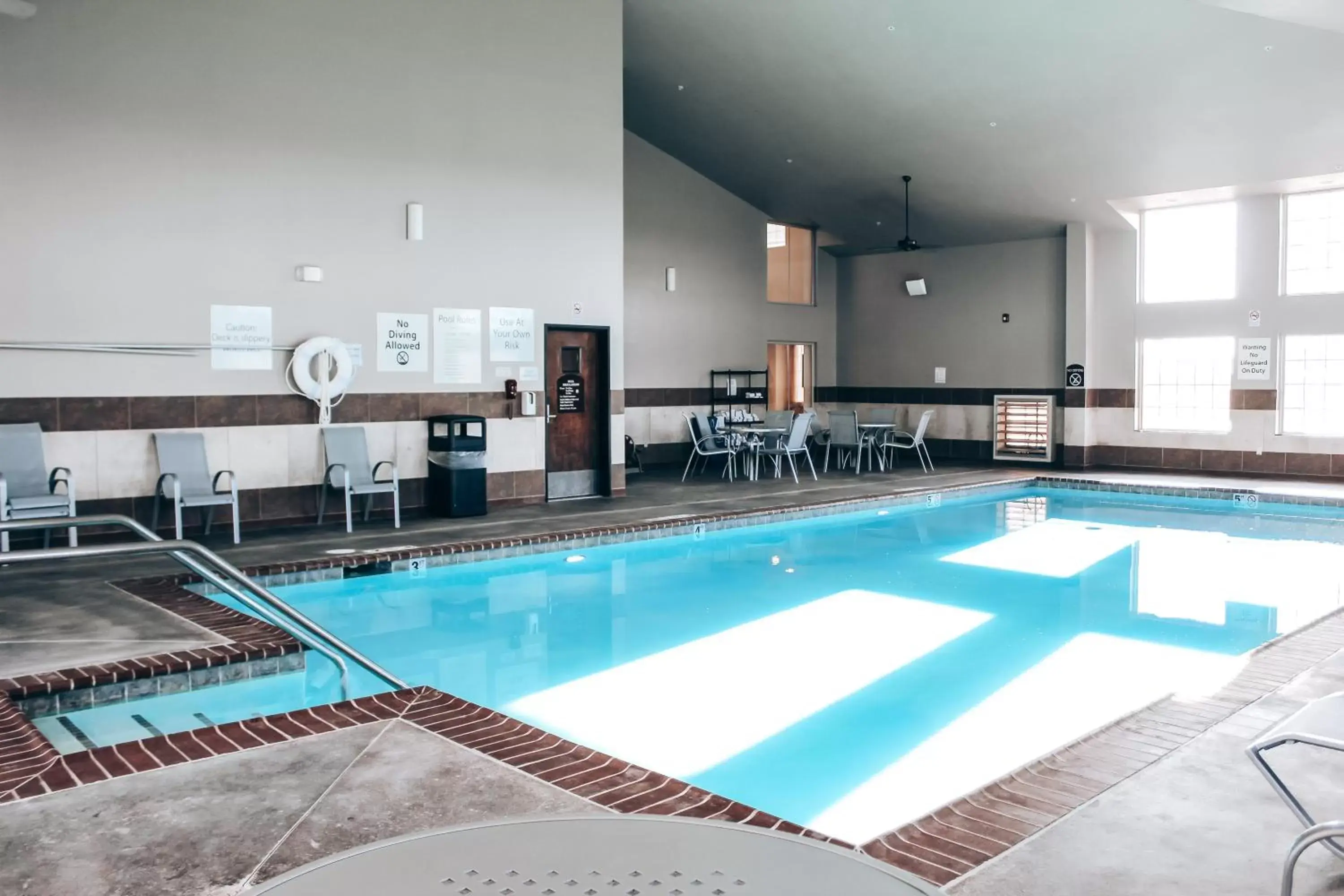 Swimming Pool in Holiday Inn Express Hotel and Suites Weatherford, an IHG Hotel