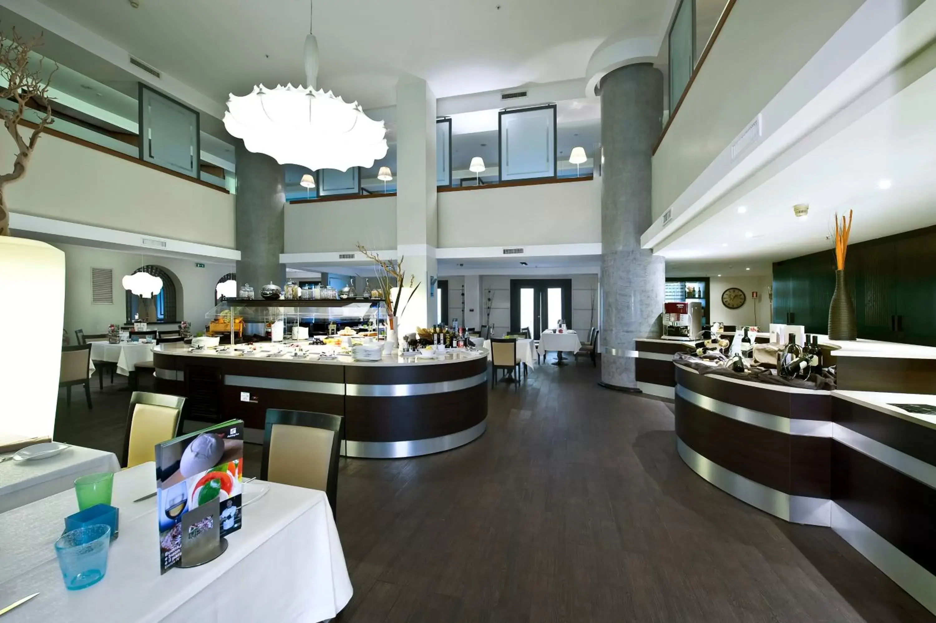 Restaurant/Places to Eat in Holiday Inn Naples, an IHG Hotel