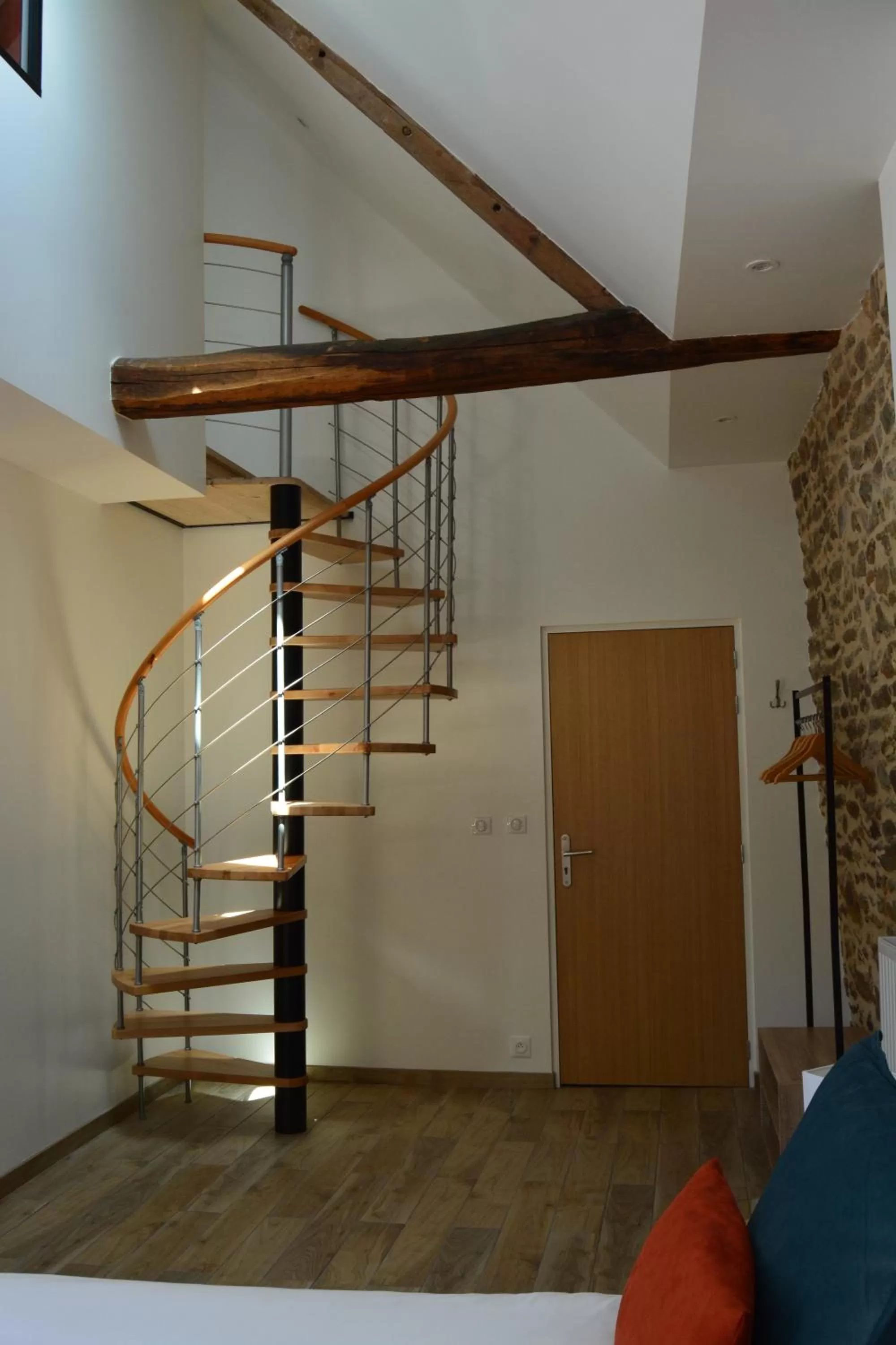 Property building in Lebeau Repos