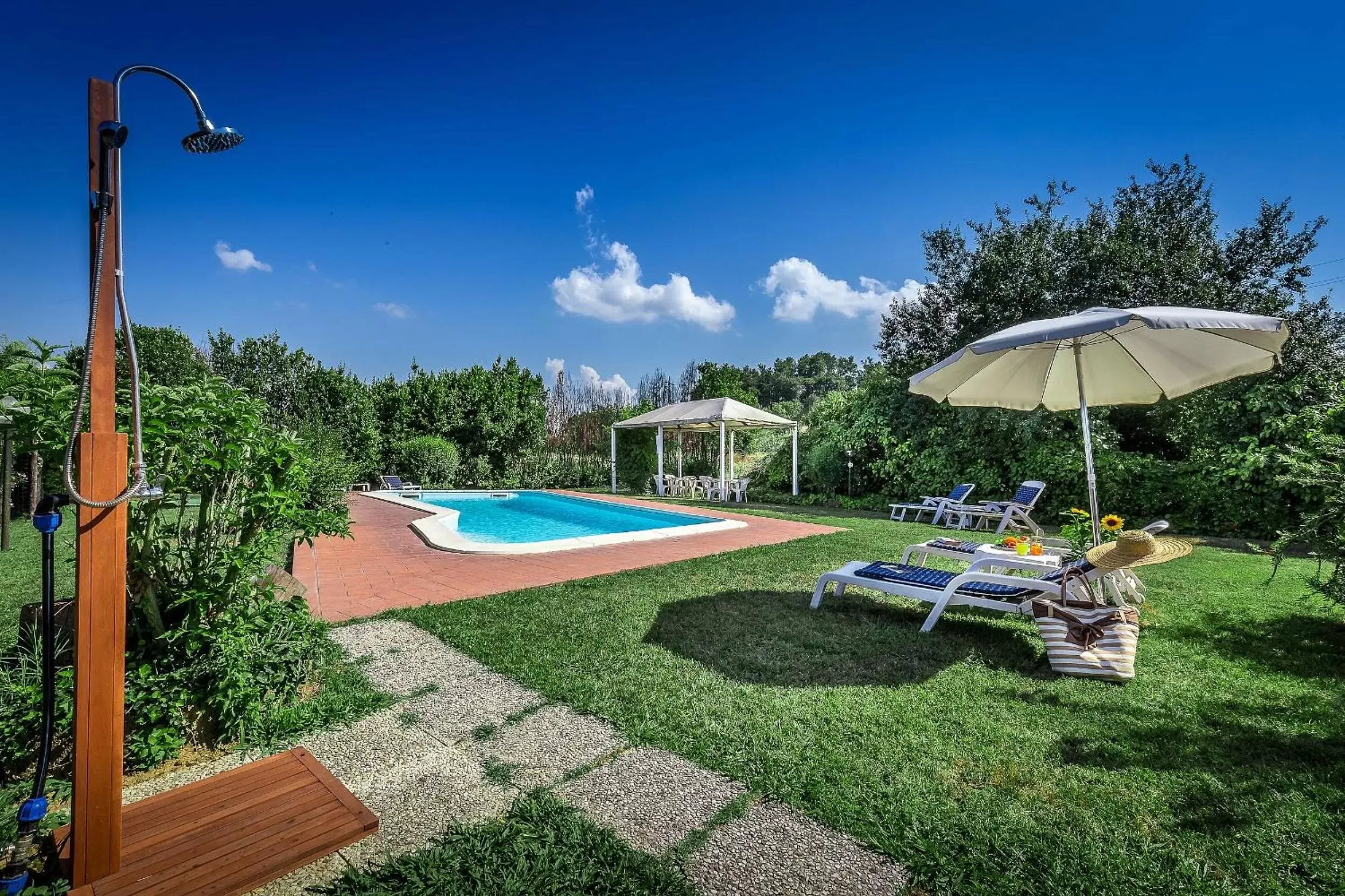 Swimming Pool in Locanda il Fornello