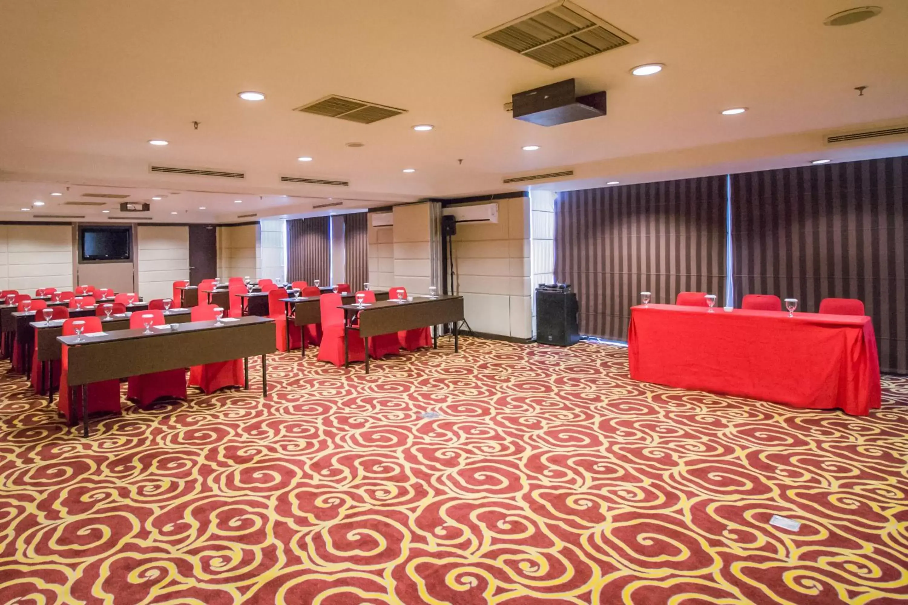 Business facilities, Banquet Facilities in Mercure Pontianak City Center