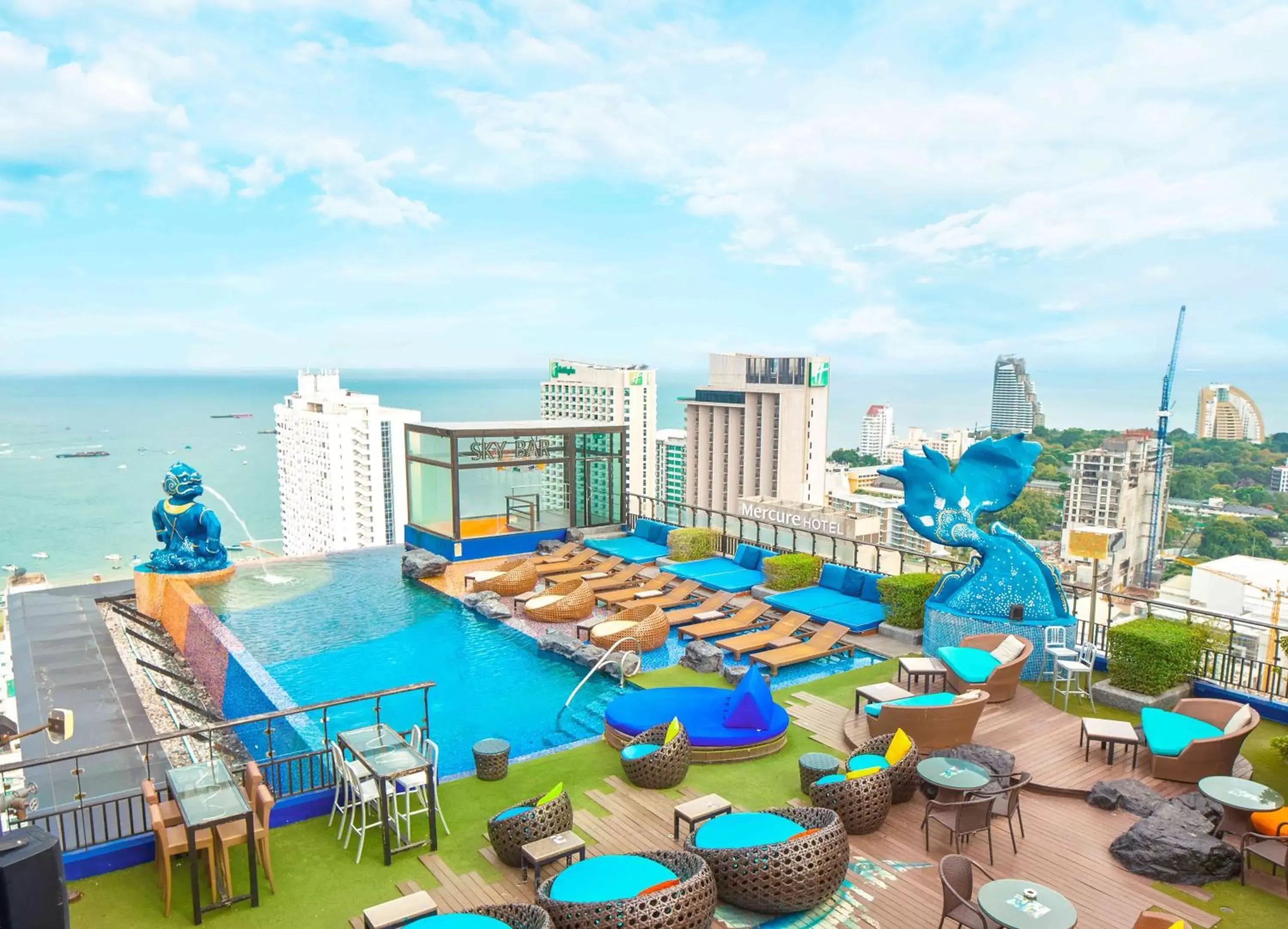 Lounge or bar, Pool View in Siam@Siam Design Hotel Pattaya