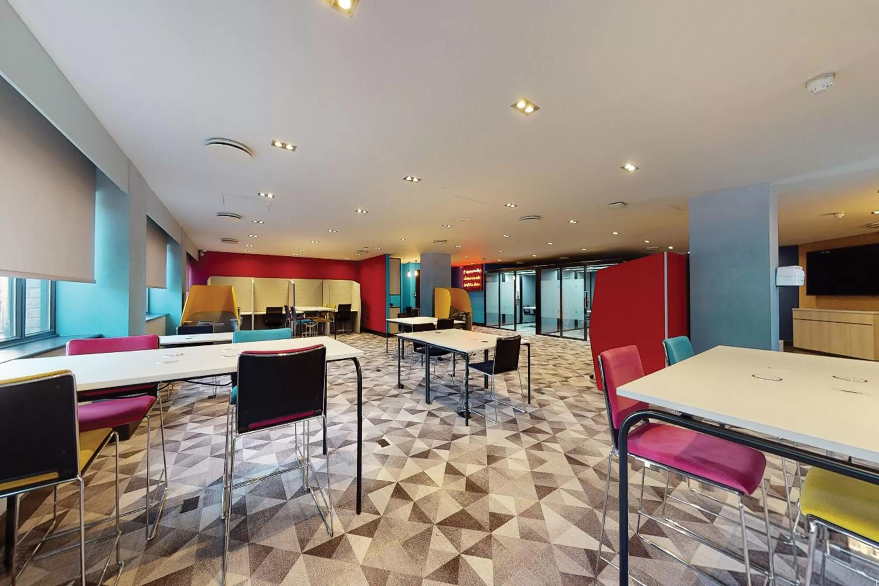 Business facilities in Village Hotel Leeds North