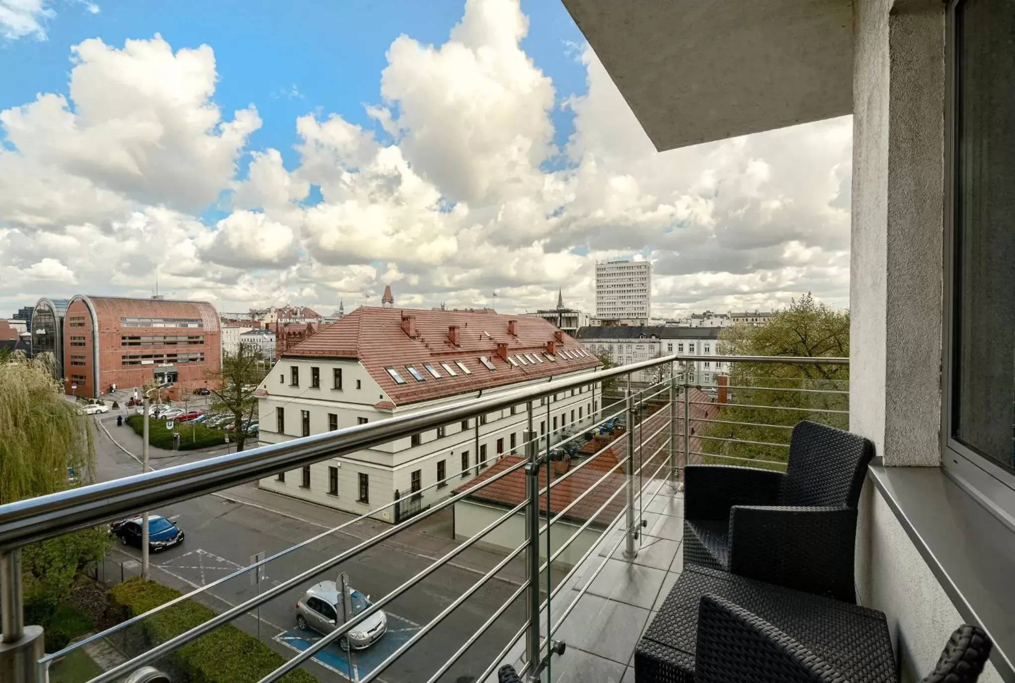 Bedroom, Balcony/Terrace in Holiday Inn Bydgoszcz, an IHG Hotel