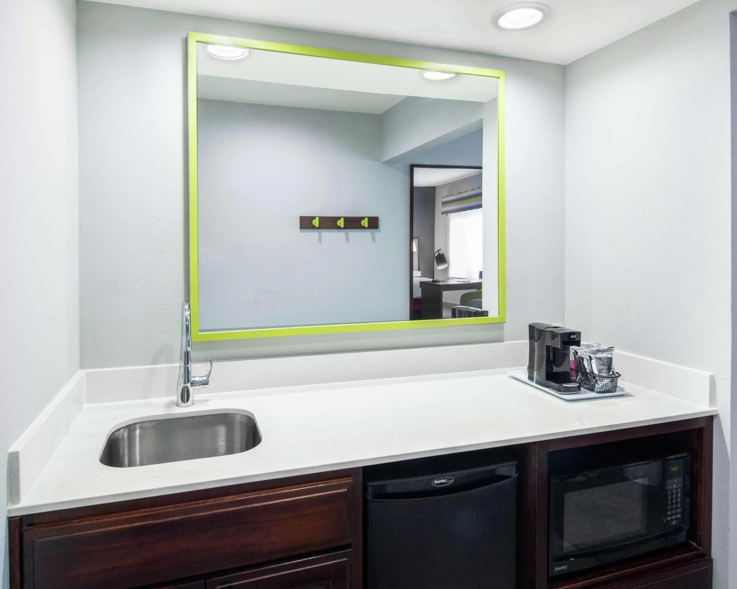 Photo of the whole room in Hampton Inn & Suites Lubbock