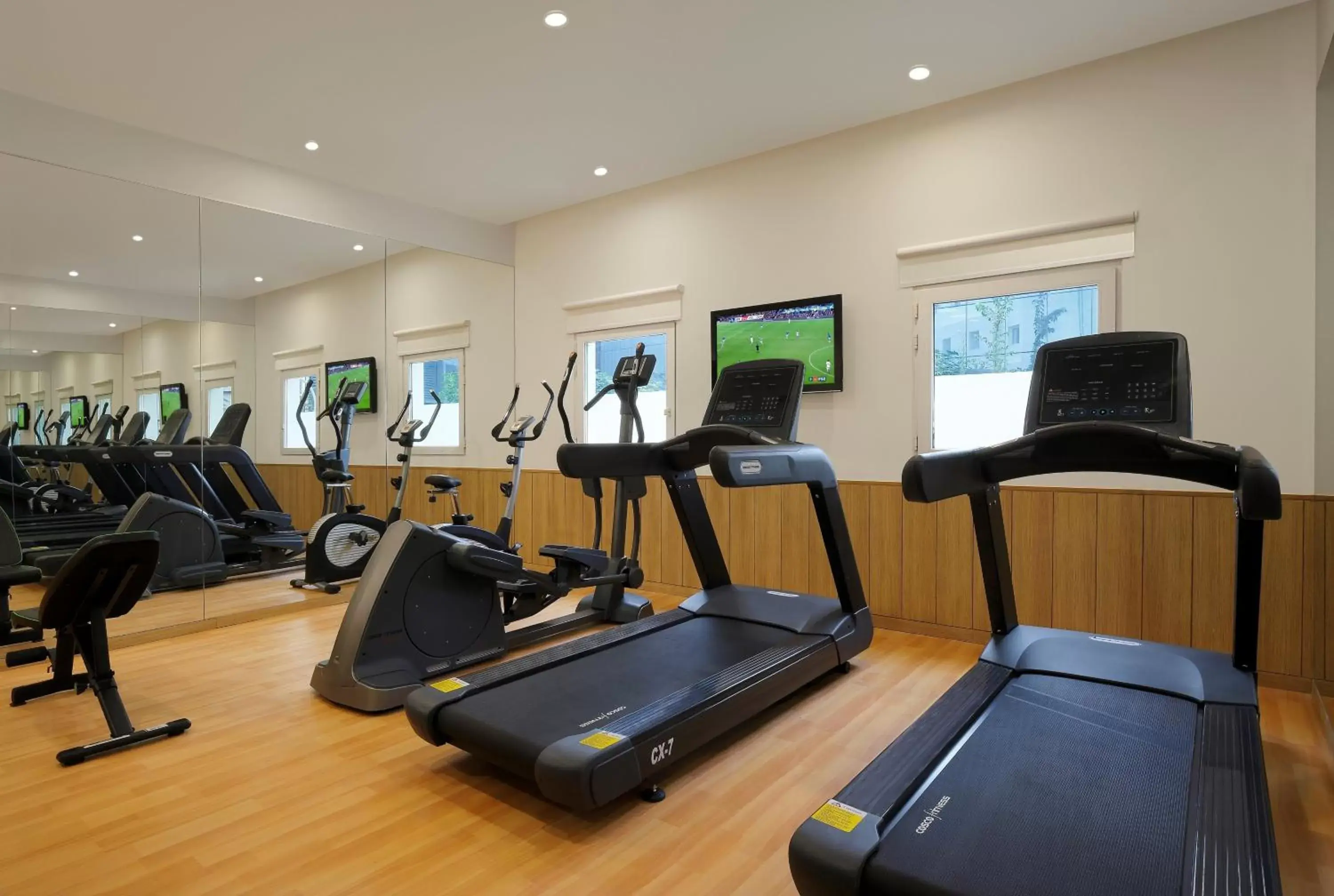 Fitness centre/facilities, Fitness Center/Facilities in Holiday Inn Express Ahmedabad Prahlad Nagar, an IHG Hotel