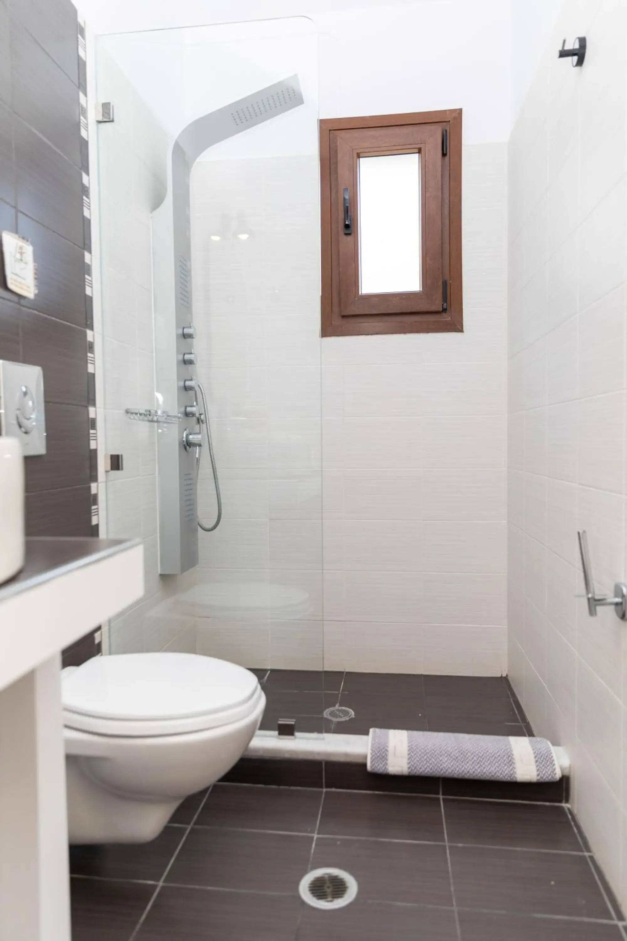 Bathroom in Depis Place and Apartments