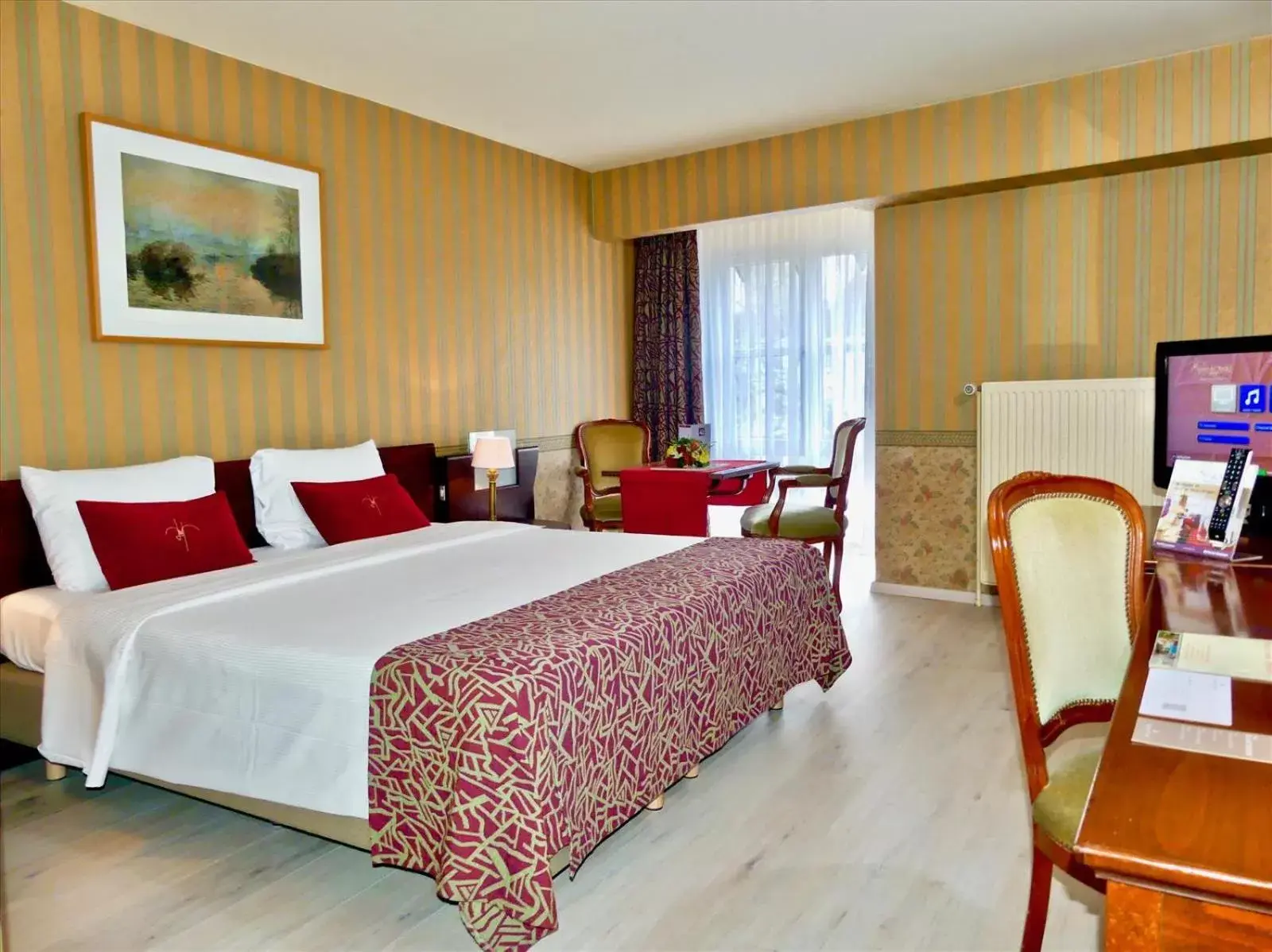 Photo of the whole room in Golden Tulip Hotel de’ Medici