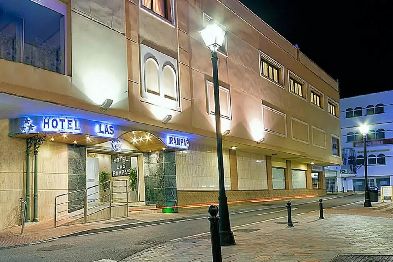 Facade/entrance, Property Building in Hotel Las Rampas