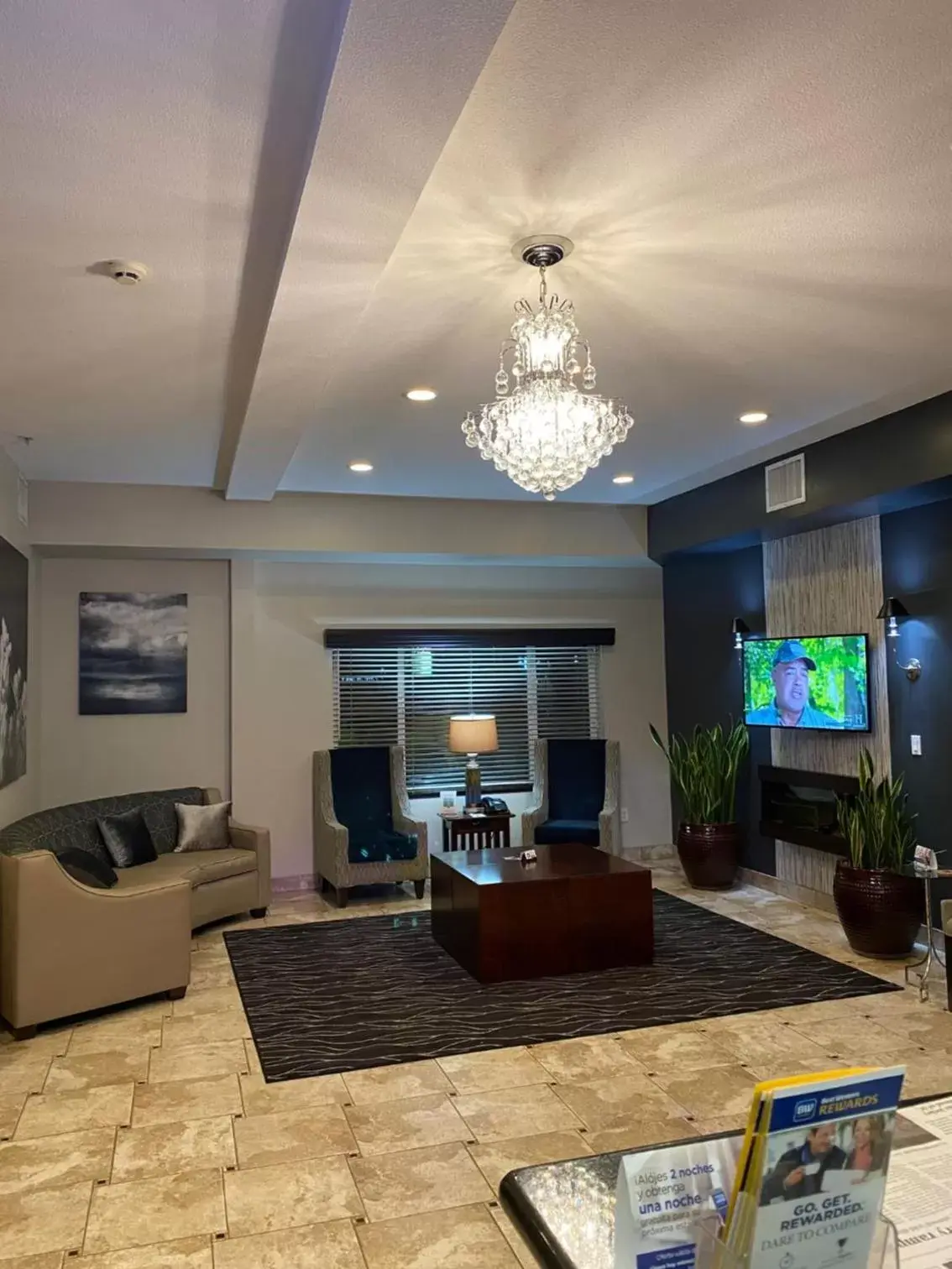 Lobby or reception in Best Western Newberg Inn Lobby or reception in Best Western Newberg Inn