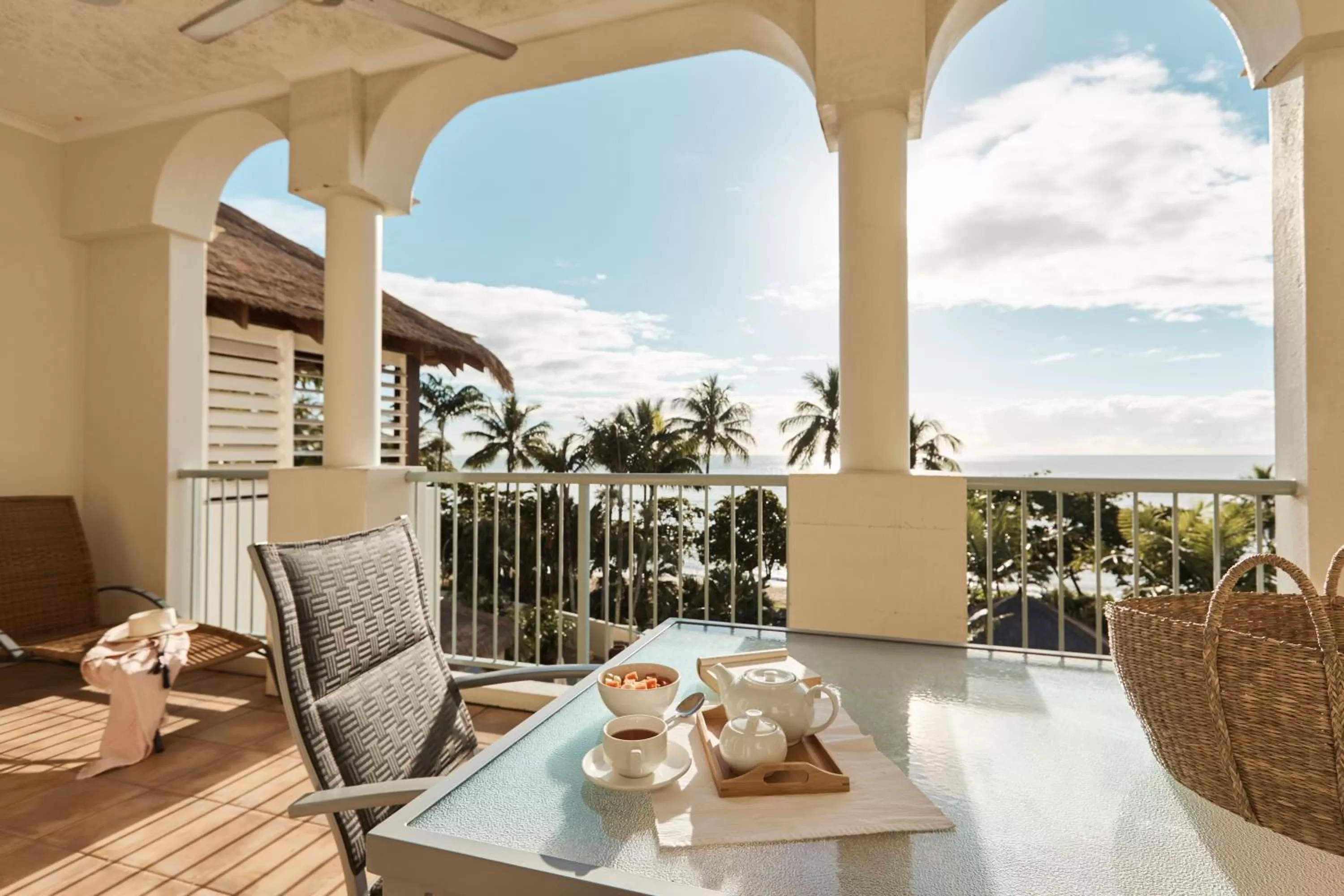 Balcony/Terrace in Sea Change Beachfront Apartments